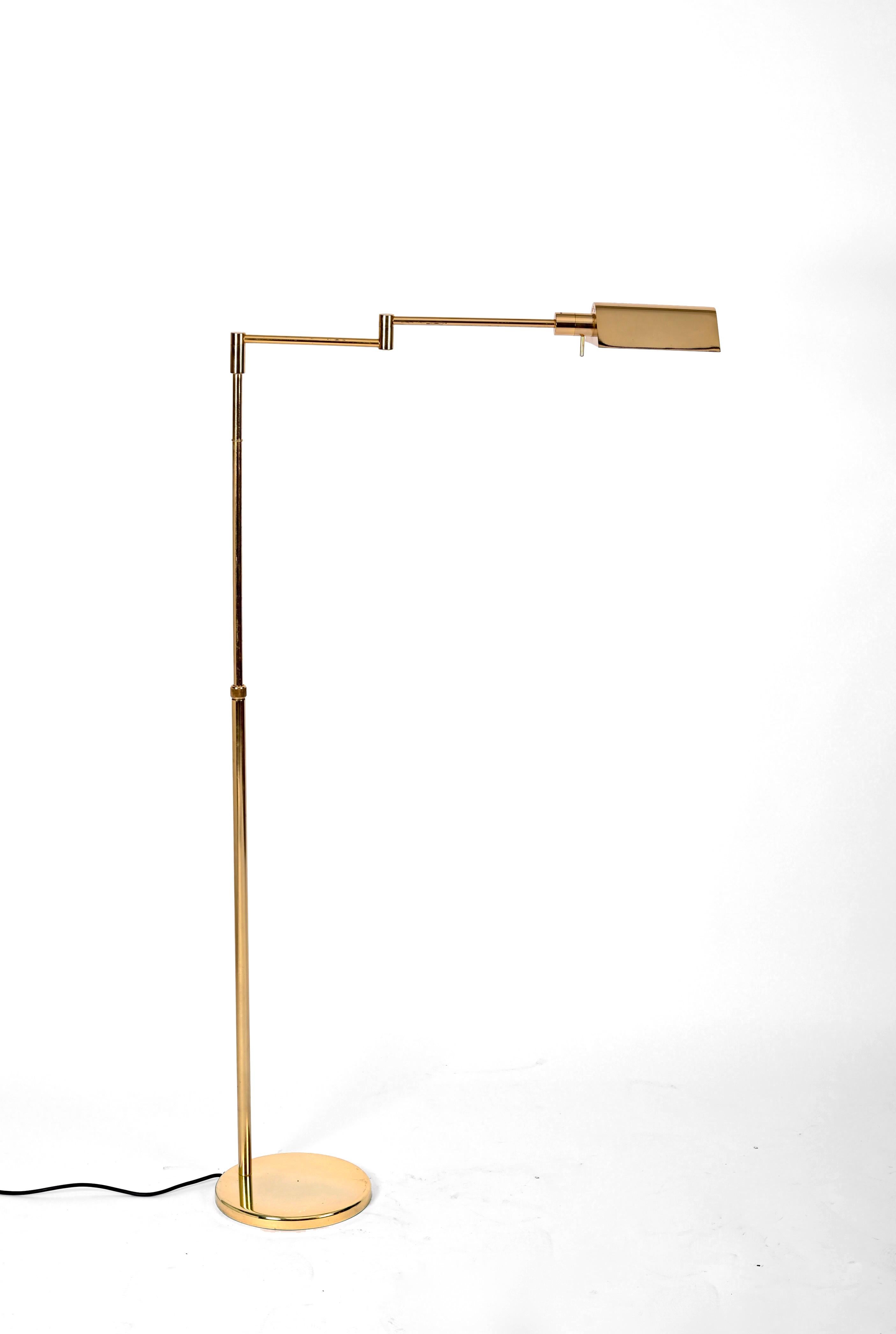Mid-Century Adjustable Reading Floor Lamp in Brass, Frattini, Italy, 1970s 3