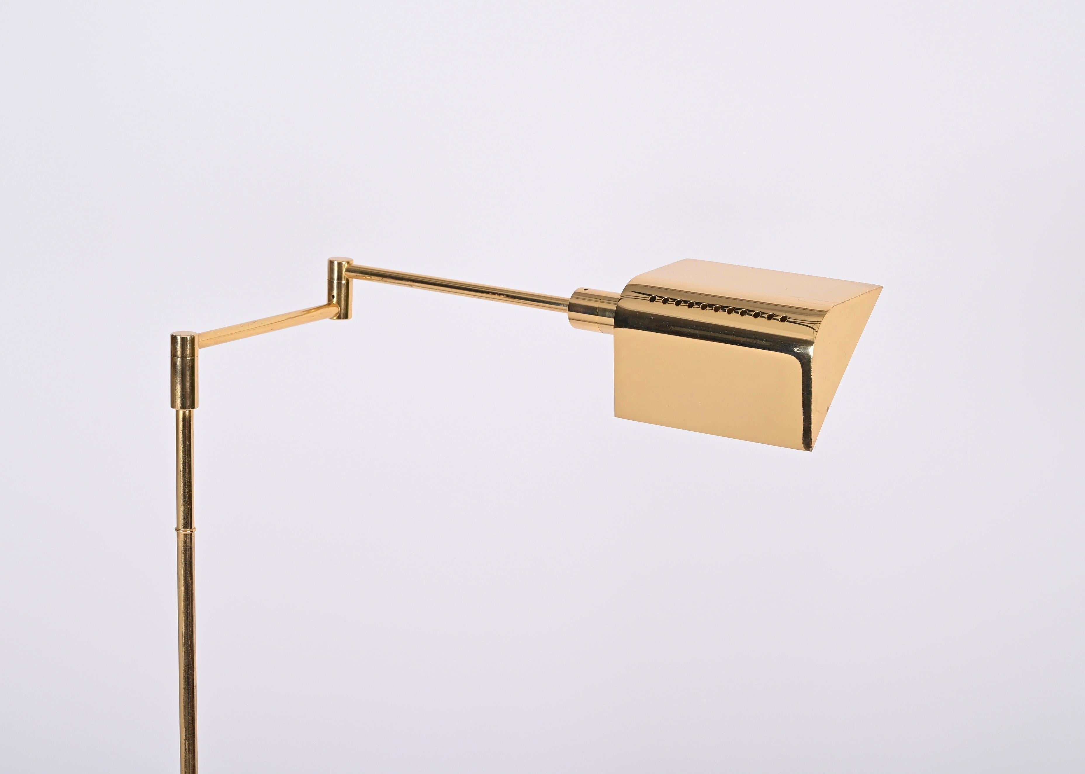 Gilt Mid-Century Adjustable Reading Floor Lamp in Brass, Frattini, Italy, 1970s