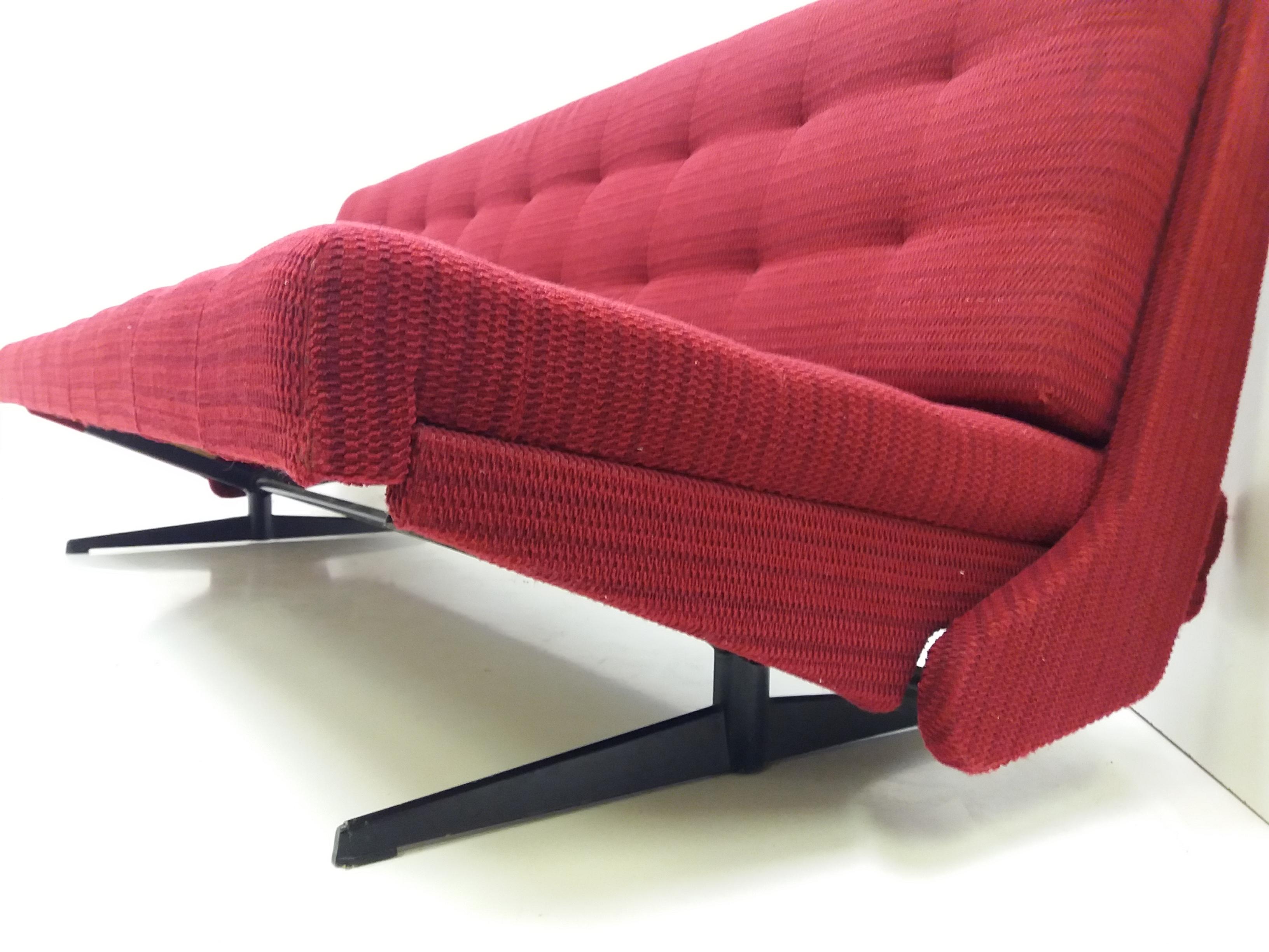 Mid-Century Adjustable Red Sofa, 1968 For Sale 5