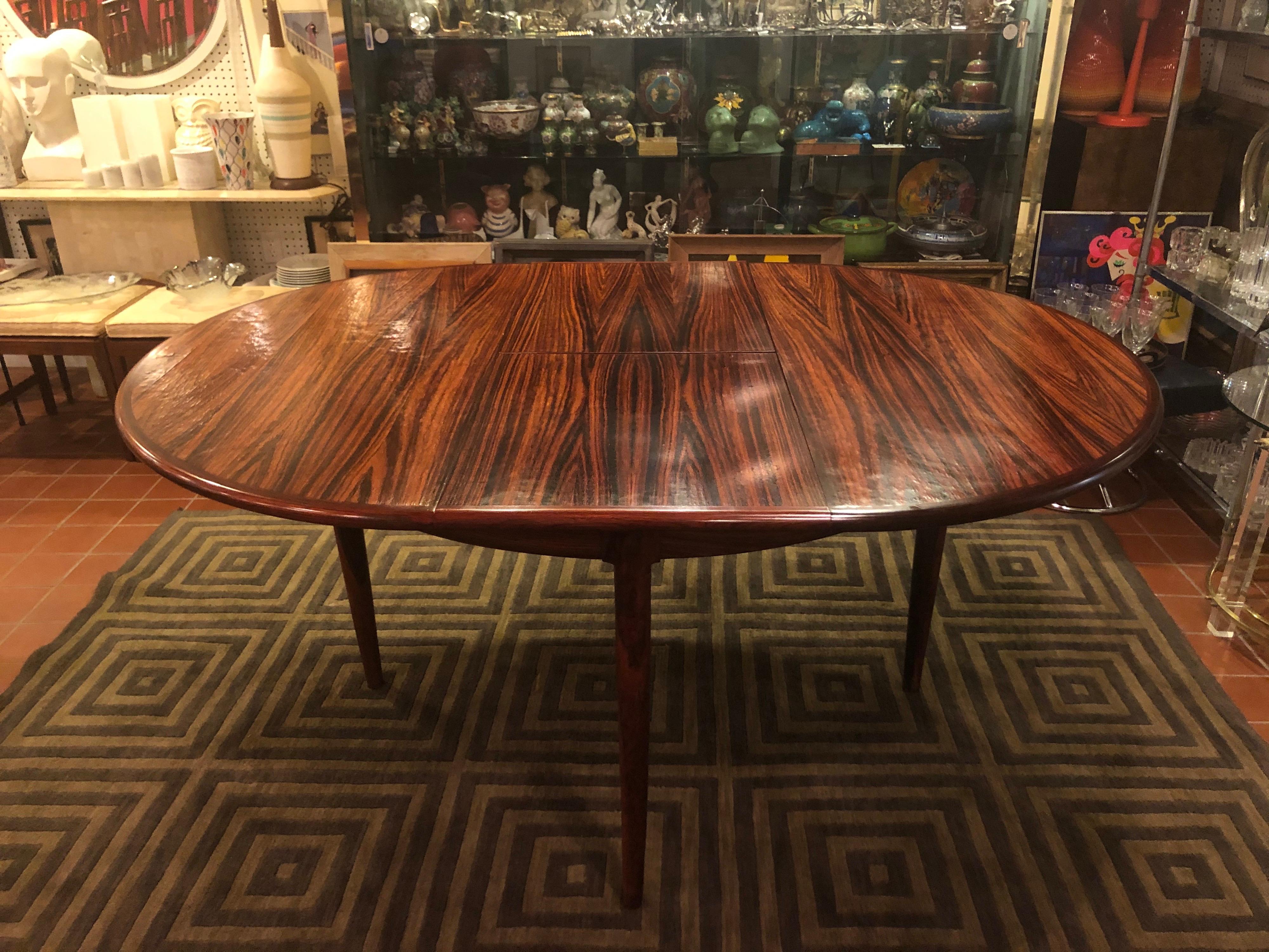 Veneer Mid Century Adjustable Rosewood Dining Table