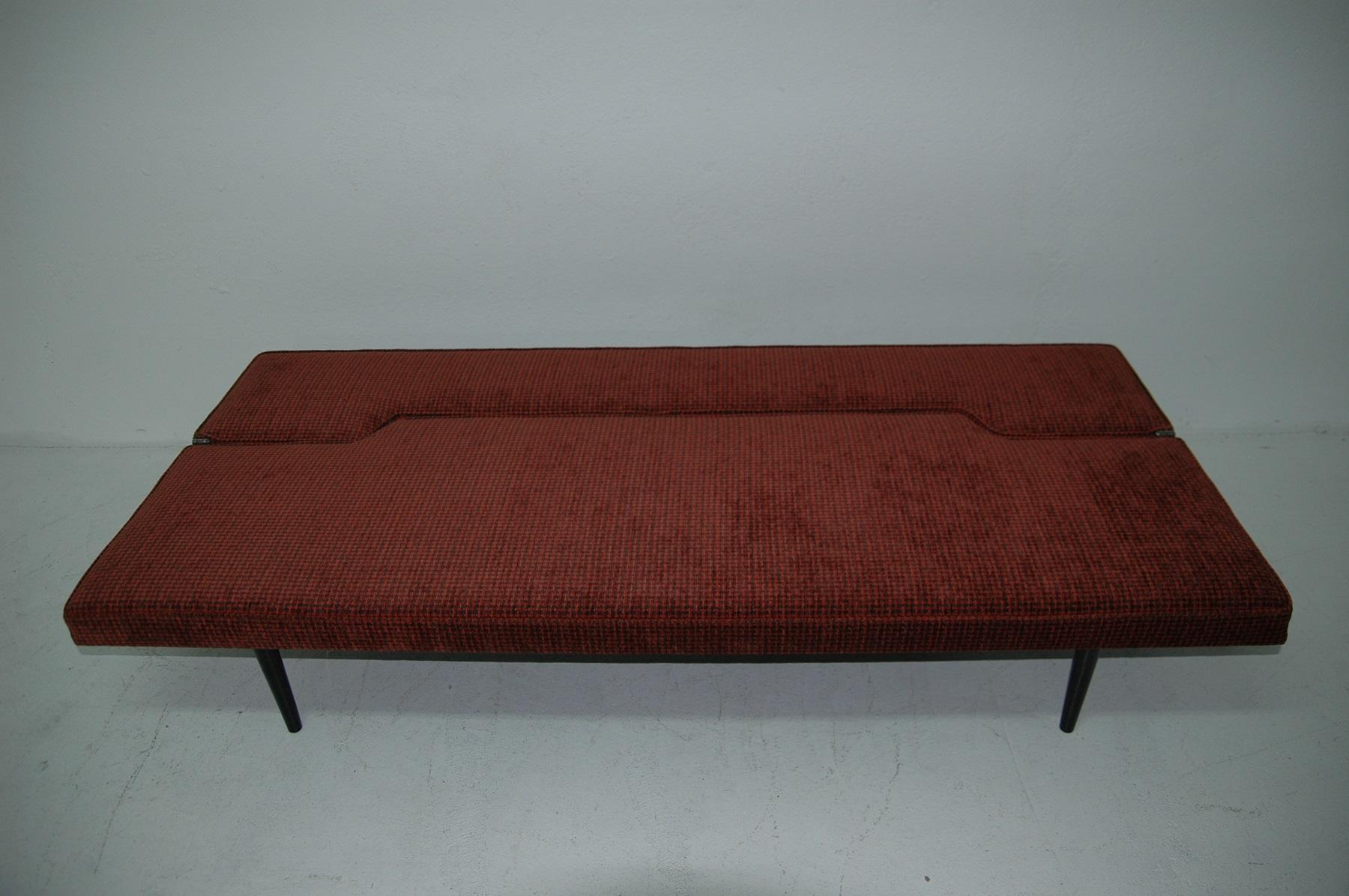 Mid-Century Modern Midcentury Adjustable Sofa-Bench by Miroslav Navrátil, 1960s, Czechoslovakia 