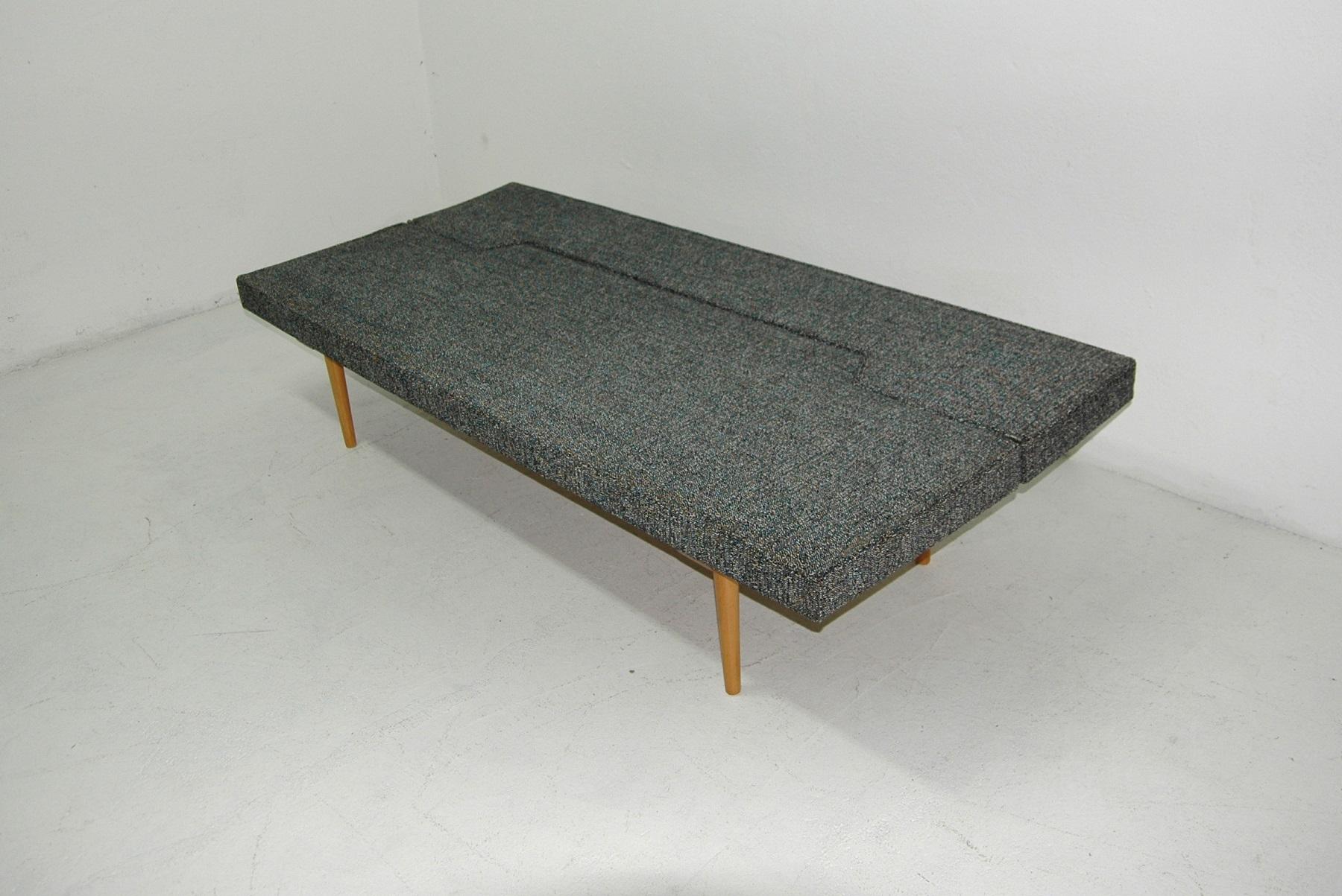 Midcentury Adjustable Sofa-Bench by Miroslav Navrátil, 1960s, Czechoslovakia 1