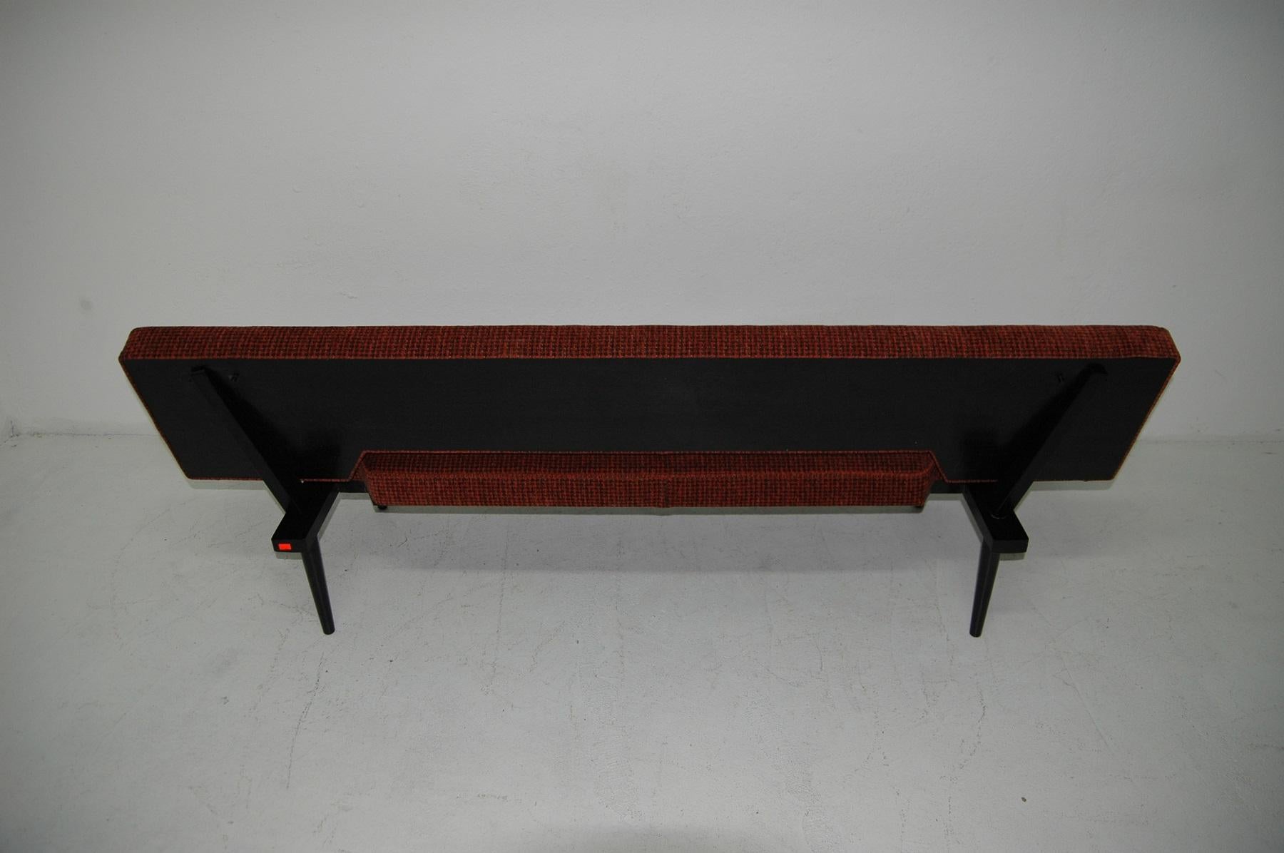 Midcentury Adjustable Sofa-Bench by Miroslav Navrátil, 1960s, Czechoslovakia  1