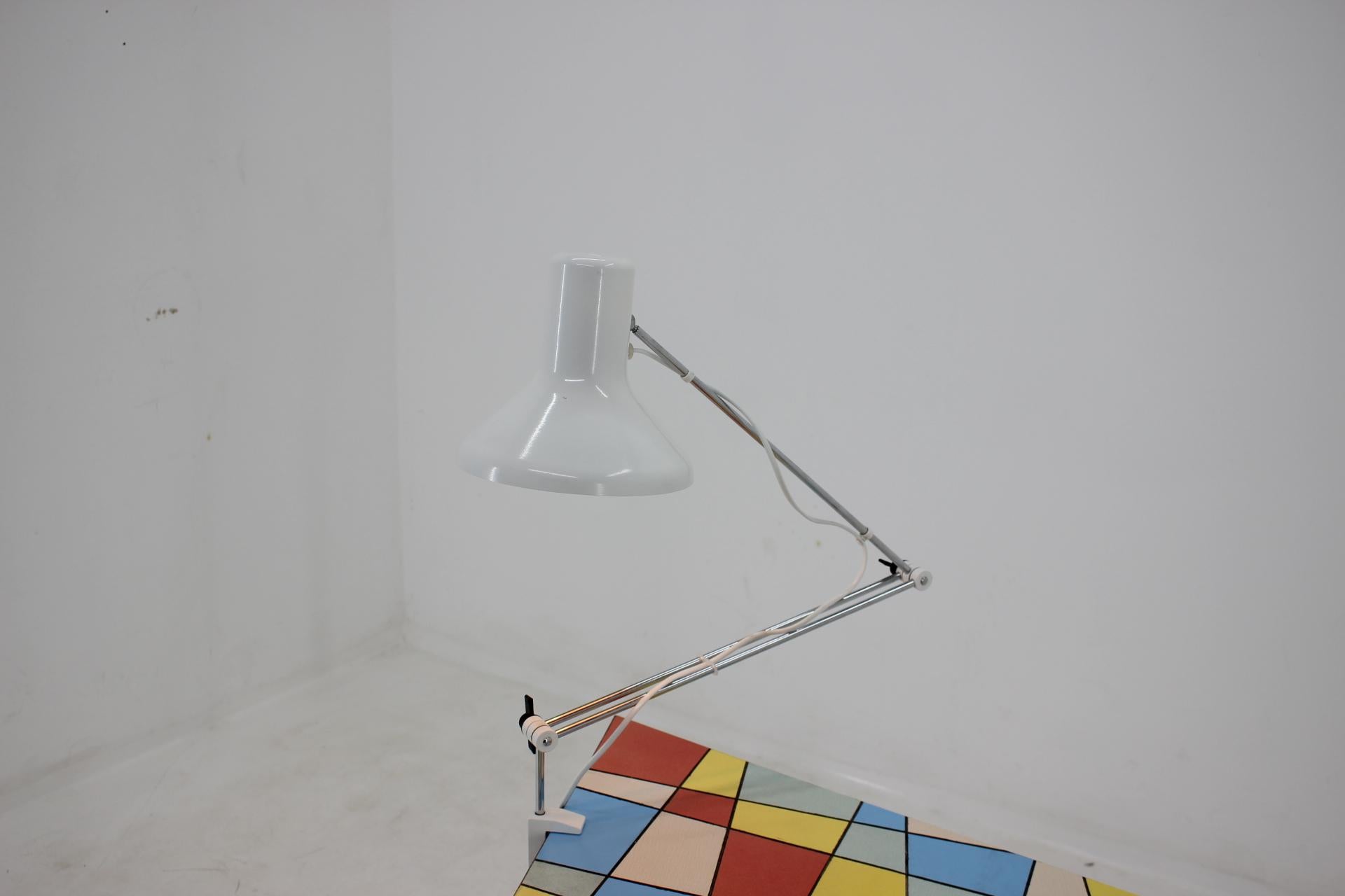 Lampe de bureau réglable du milieu du siècle dernier, années 1980 en vente 4