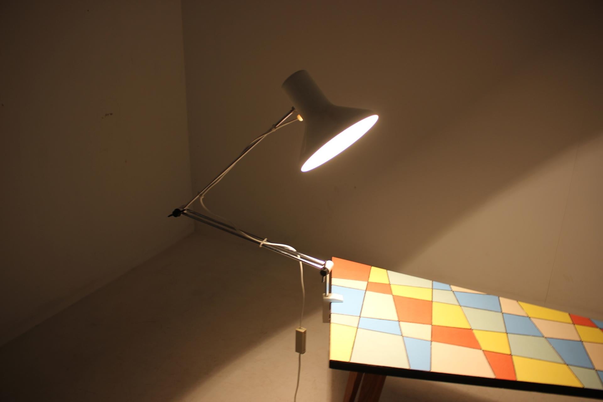 Lampe de bureau réglable du milieu du siècle dernier, années 1980 en vente 2
