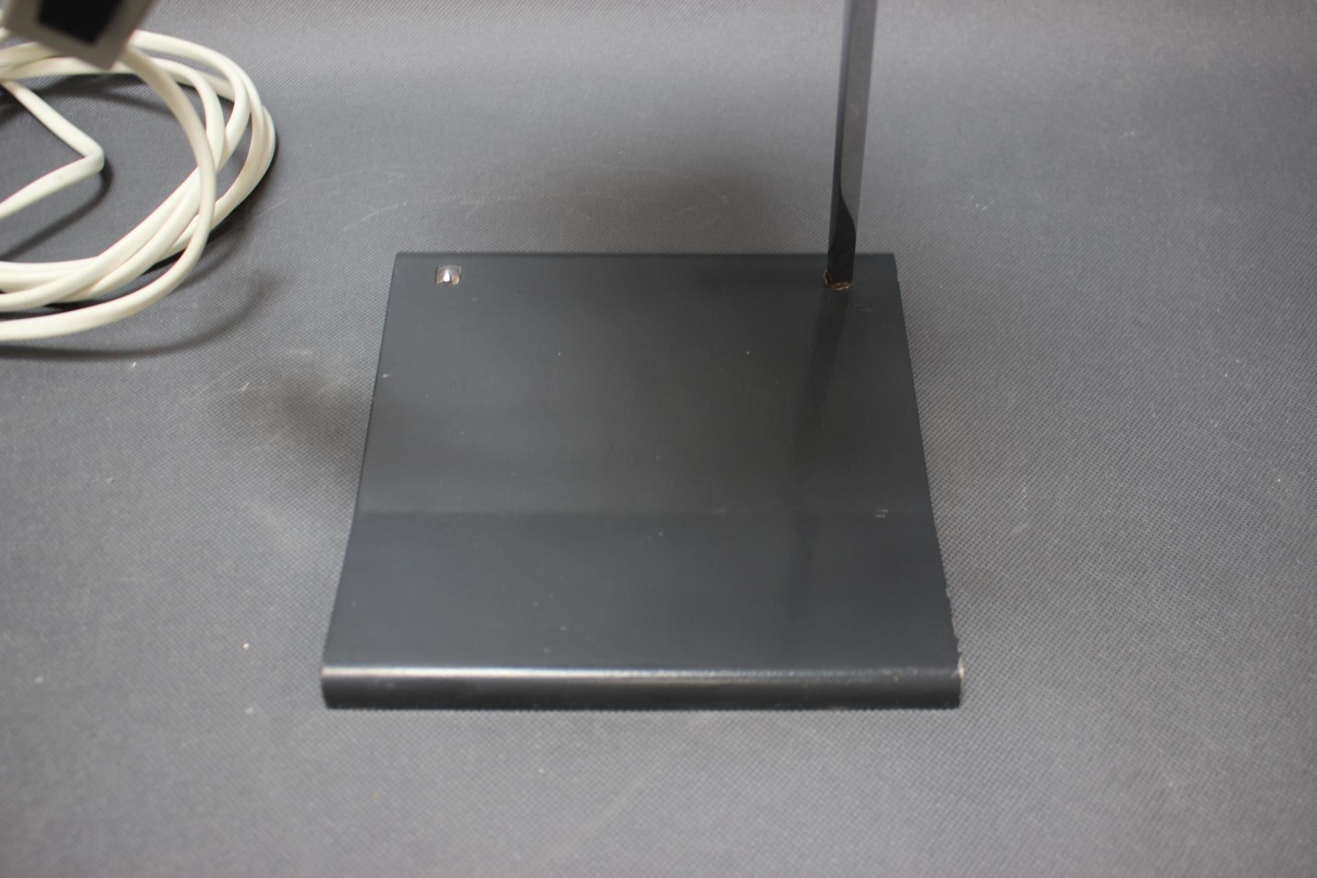 Lámpara de mesa regulable de mediados de siglo de Napako, Checoslovaquia, años 60 en venta 2