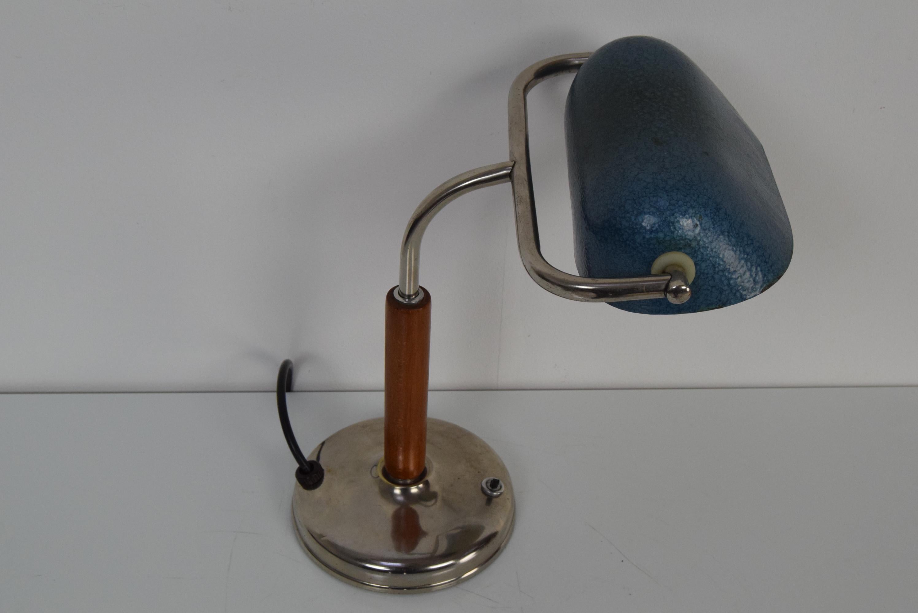 Mid-Century Adjustable Table Lamp, 1950's For Sale 8