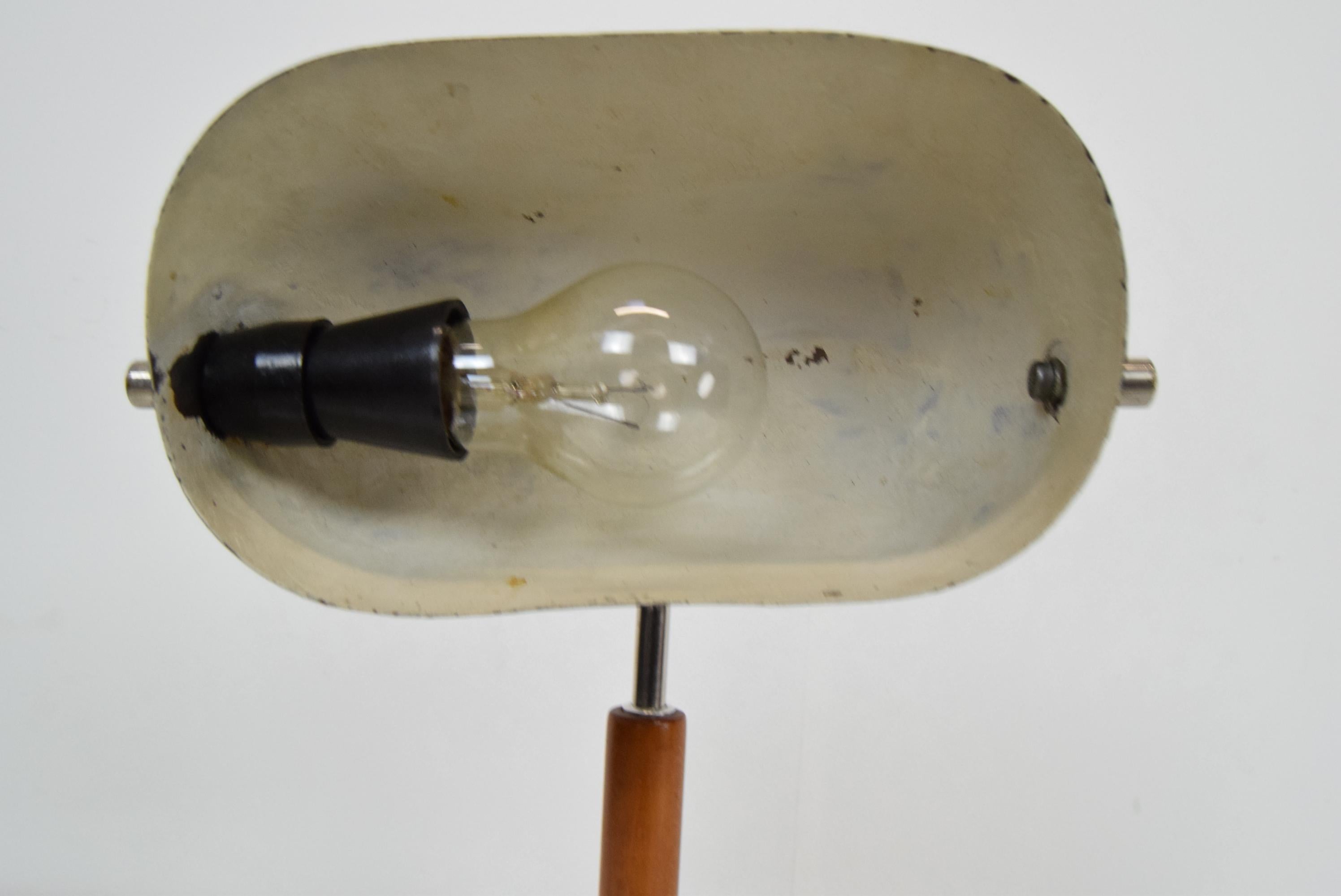 Mid-Century Adjustable Table Lamp, 1950's For Sale 2