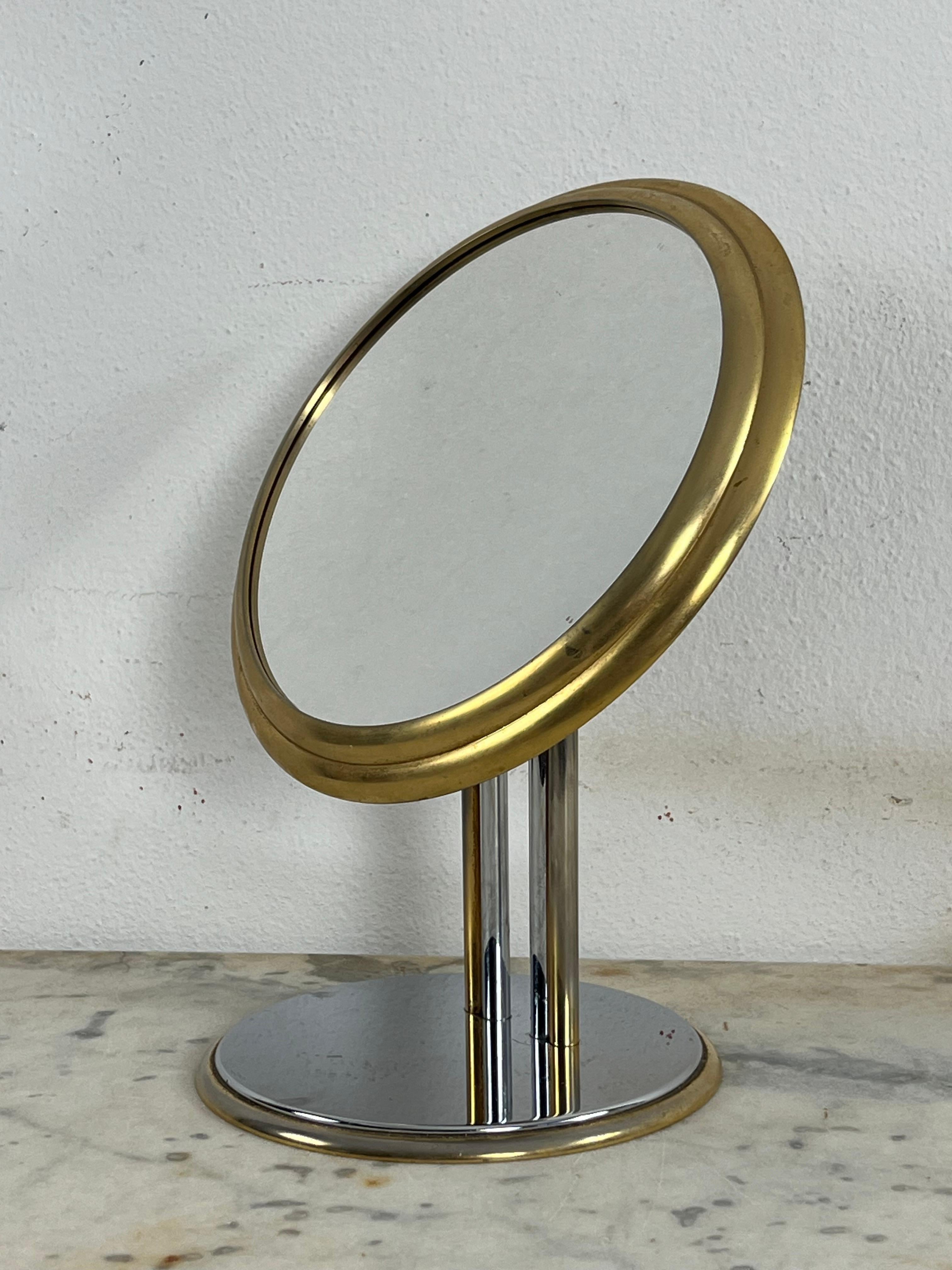 Mid-Century Adjustable Table Mirror, 1970s
Golden metal structure, intact mirror.