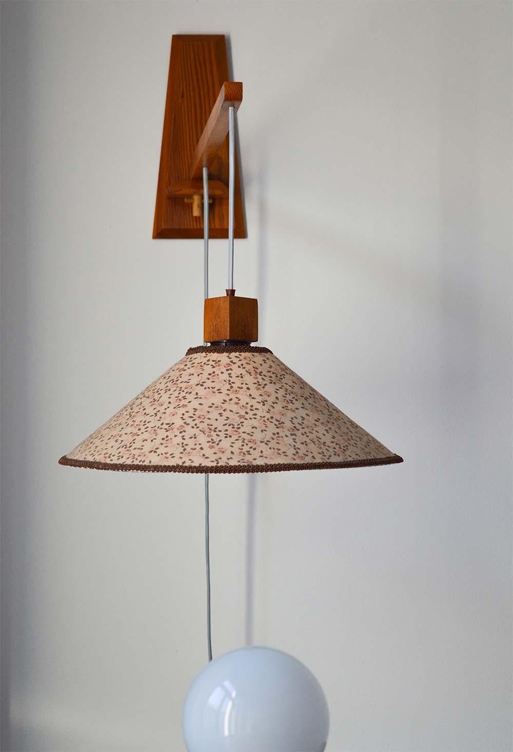 Mid-20th Century Mid-Century Adjustable Teak Articulating Wall Lamp by ÚLUV, 1960s