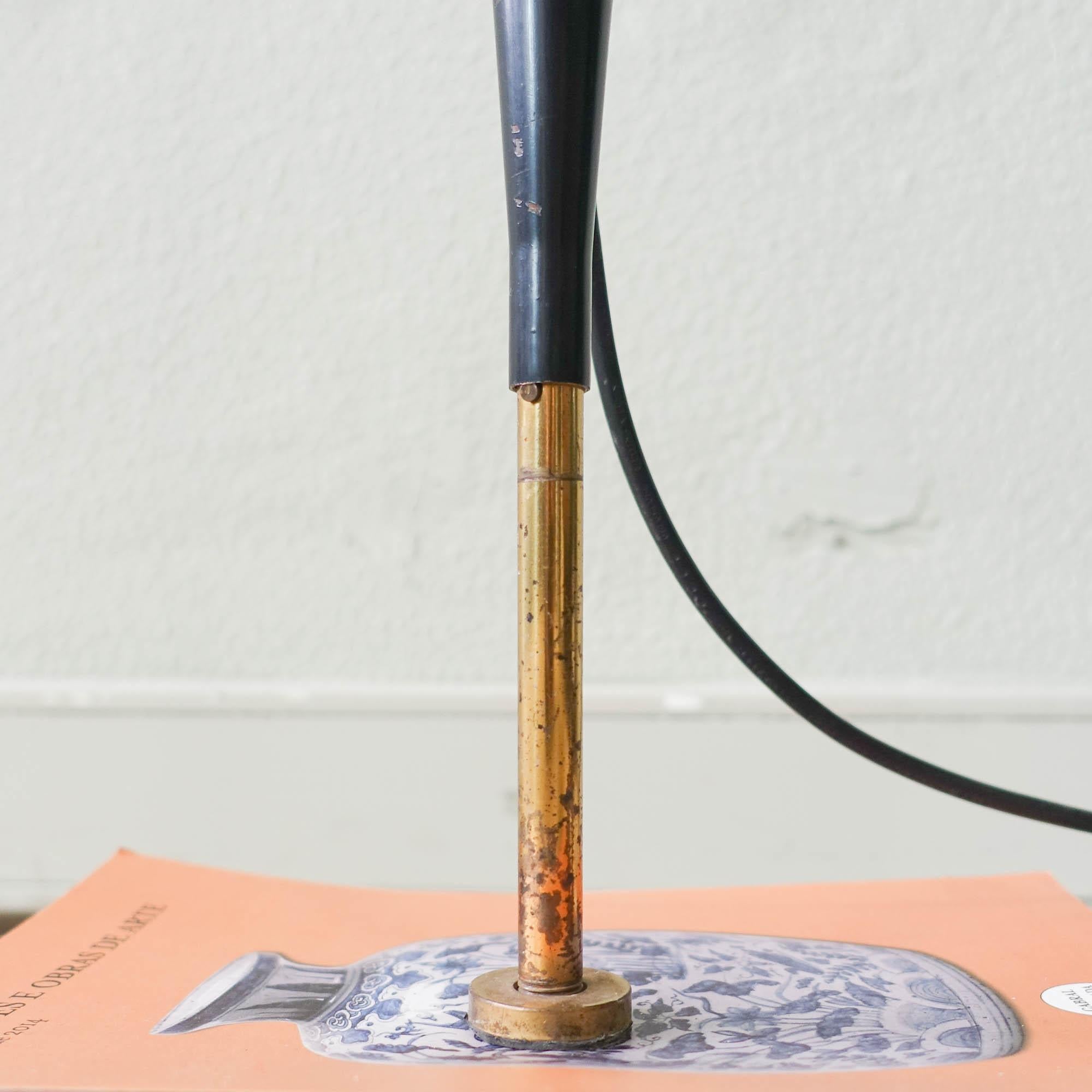 Midcentury Adjustable Tension Floor Pole Lamp by Gerald Thurston for Lightolier 10