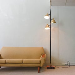 Midcentury Adjustable Tension Floor Pole Lamp by Gerald Thurston for Lightolier
