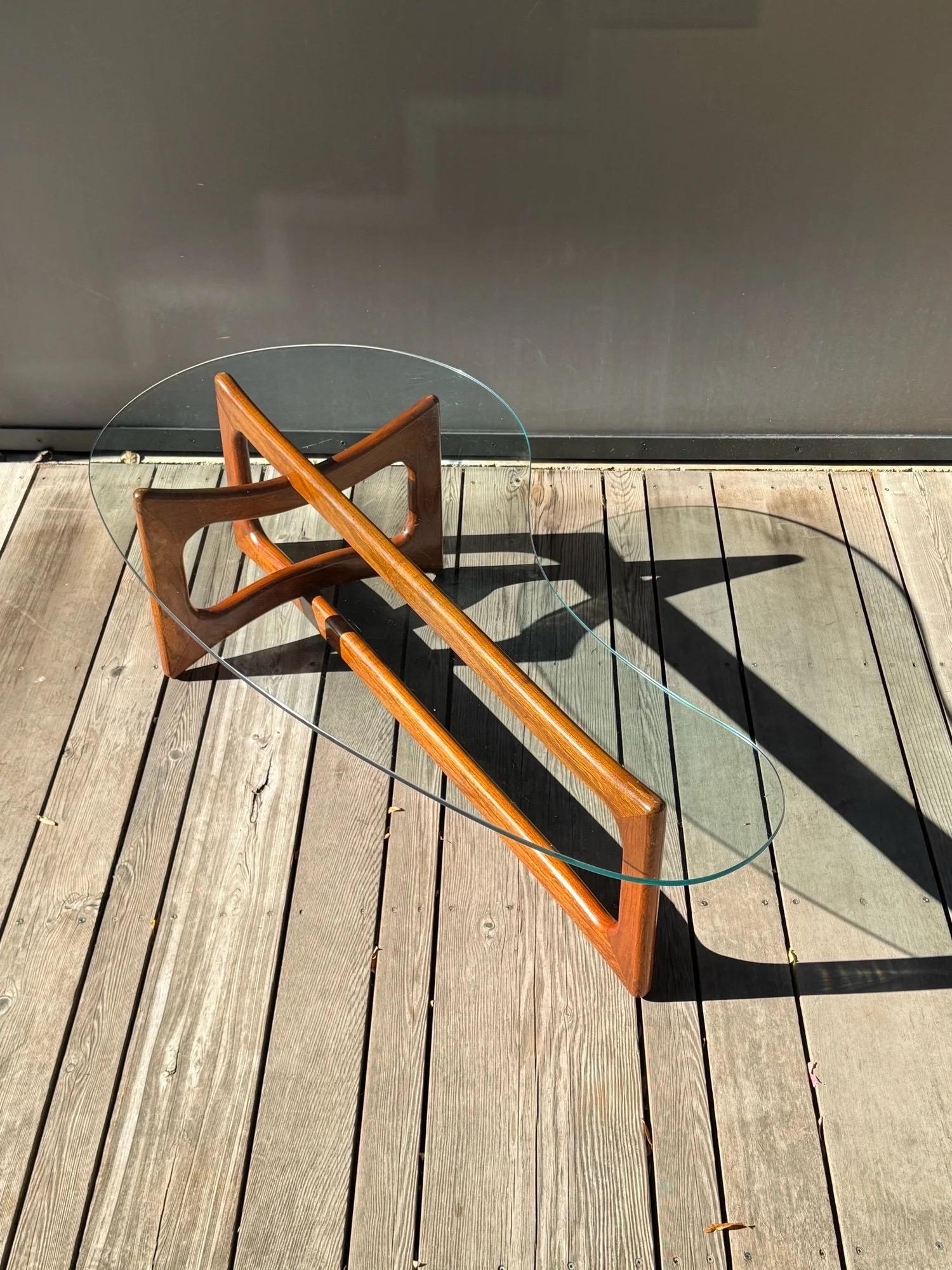 Mid-Century Modern Table basse 'Dog Bone' du milieu du siècle Adrian Pearsall en vente
