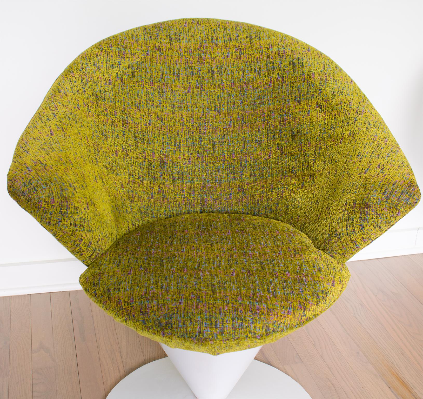 Paire de fauteuils Space Aounge pivotants du milieu du siècle, Adrian Pearsall en vente 1