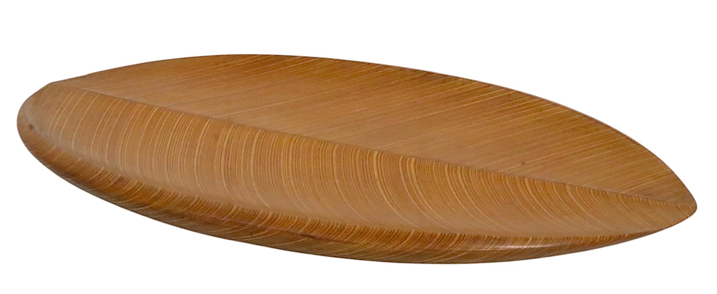 Scandinavian Modern Mid Century Aeroplan Plywood Leaf Dish by Tapio Wirkkala Made in Finland c 1950s For Sale