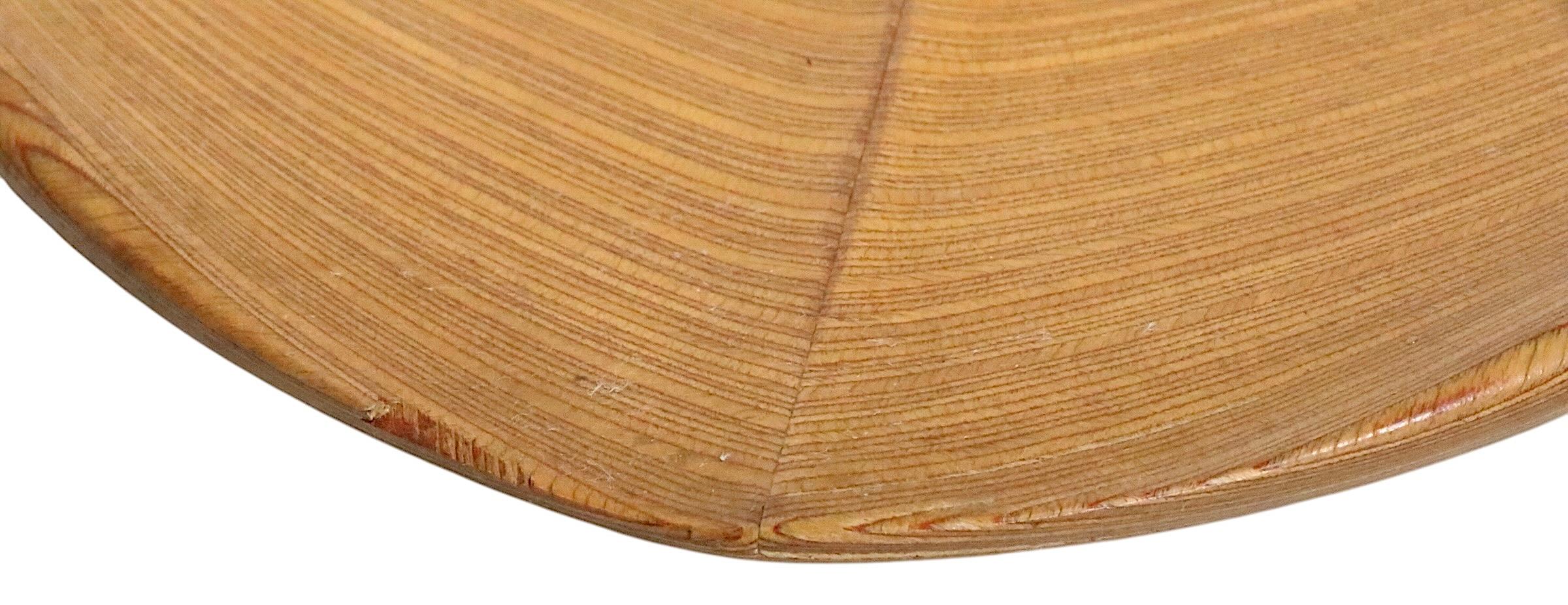 Finnish Mid Century Aeroplan Plywood Leaf Dish by Tapio Wirkkala Made in Finland c 1950s For Sale