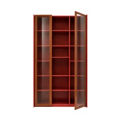 Vitrina italiana de mediados de siglo Afra & Tobia Scarpa de madera lacada roja y cristal de los años 60
