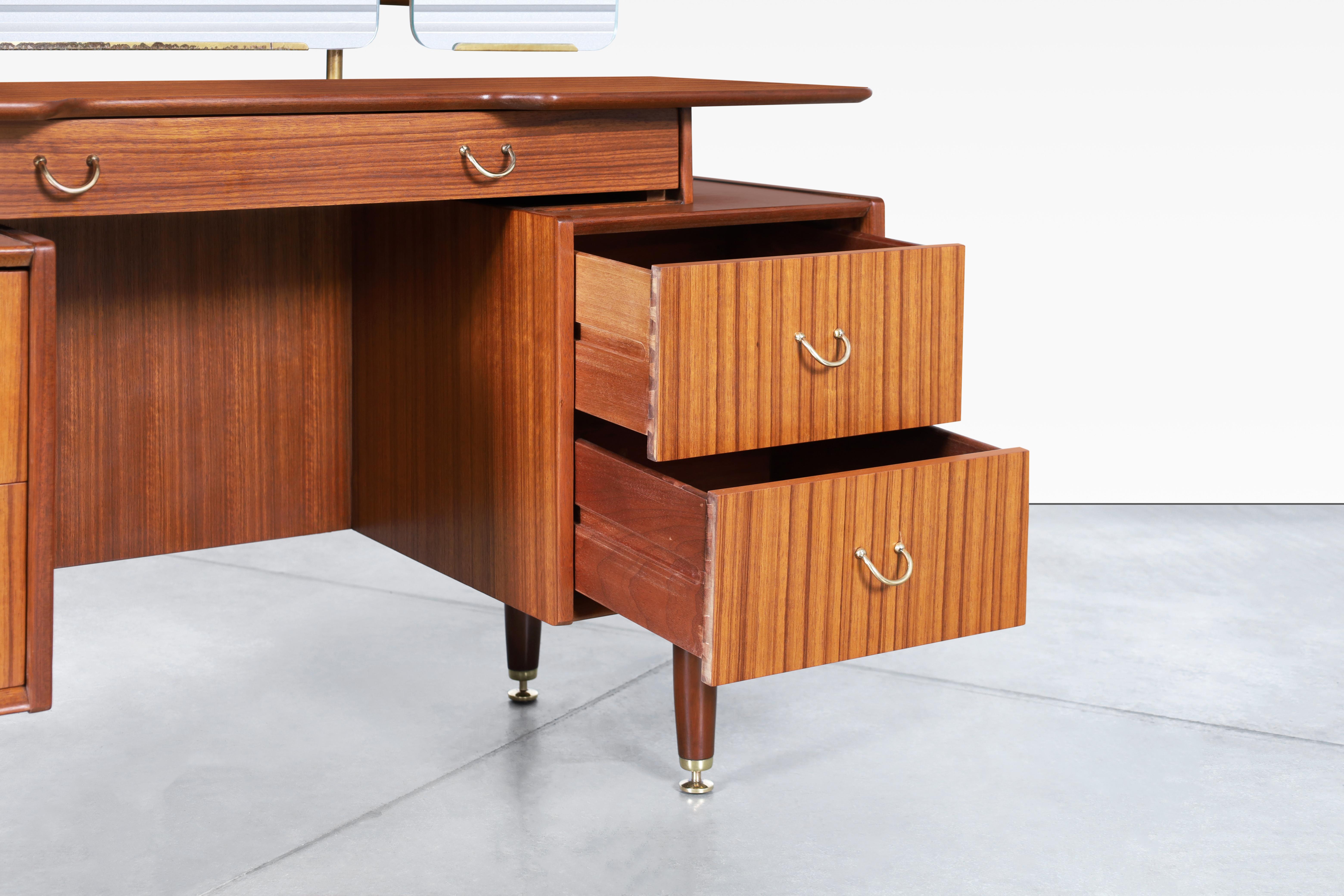 Mid-Century African Mahogany Vanity or Desk by E. Gomme for G-Plan In Good Condition For Sale In North Hollywood, CA