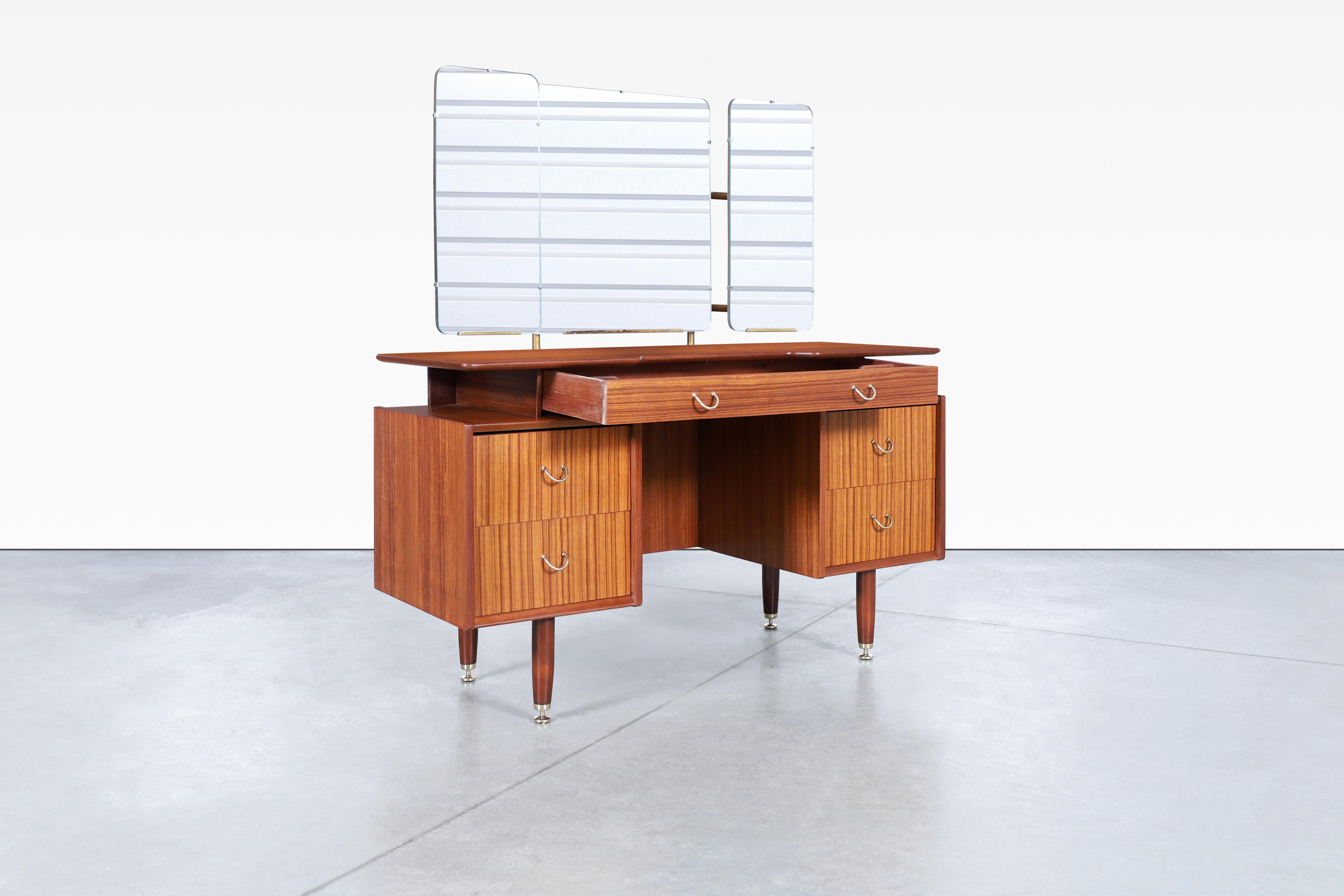 Mid-20th Century Mid-Century African Mahogany Vanity or Desk by E. Gomme for G-Plan For Sale
