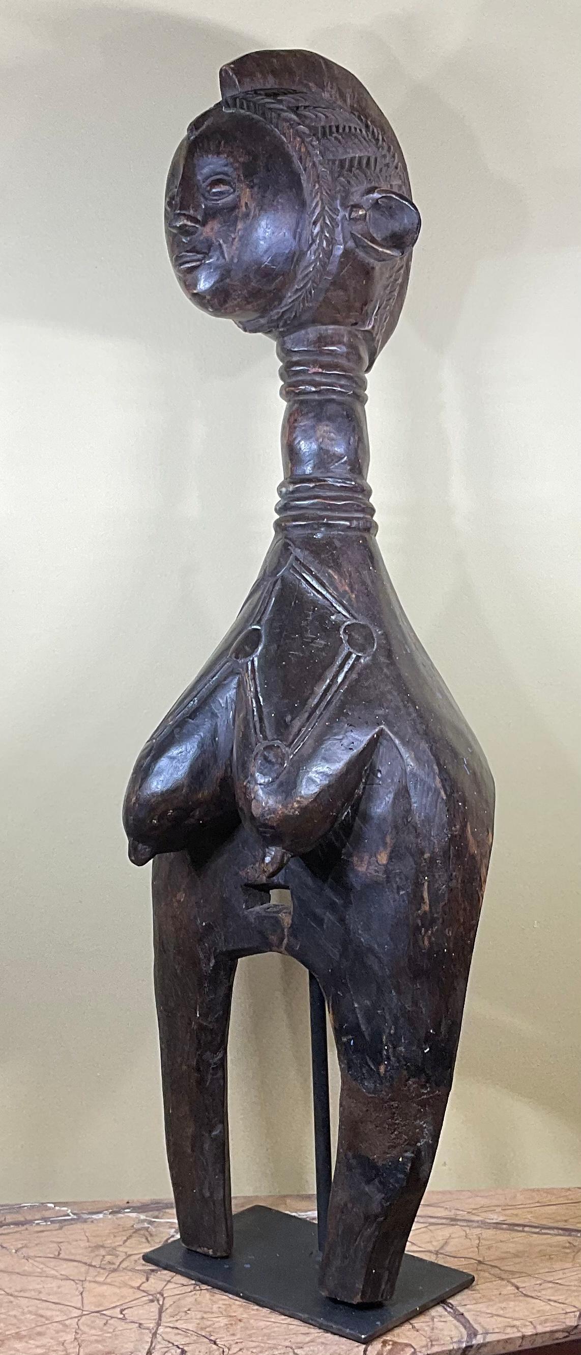 Mid Century African Women Wood Sculpture For Sale 3