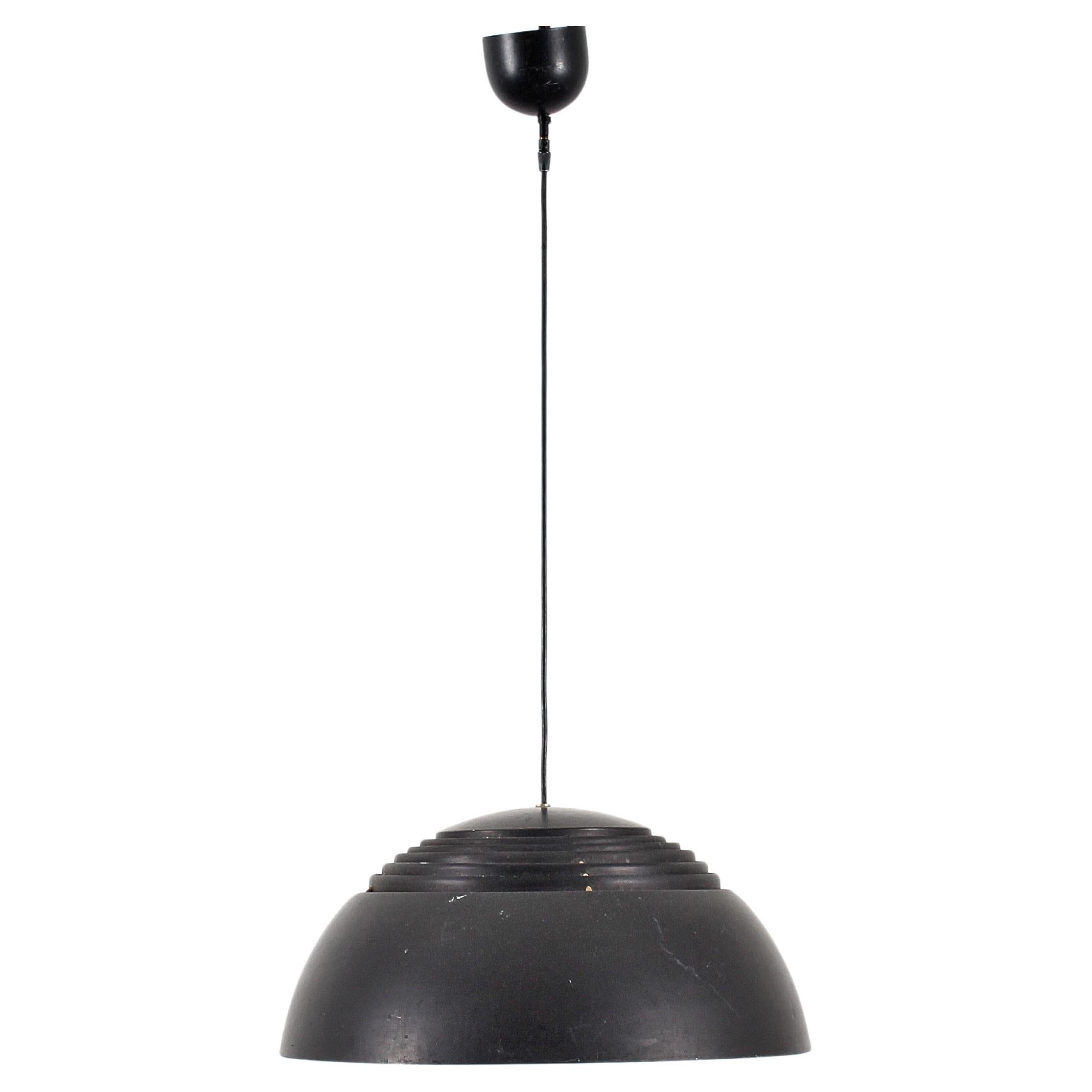 Lampe "AJ Royal 500" du milieu du siècle par Arne Jacobsen pour Louis Poulsen Danemark 1957 en vente