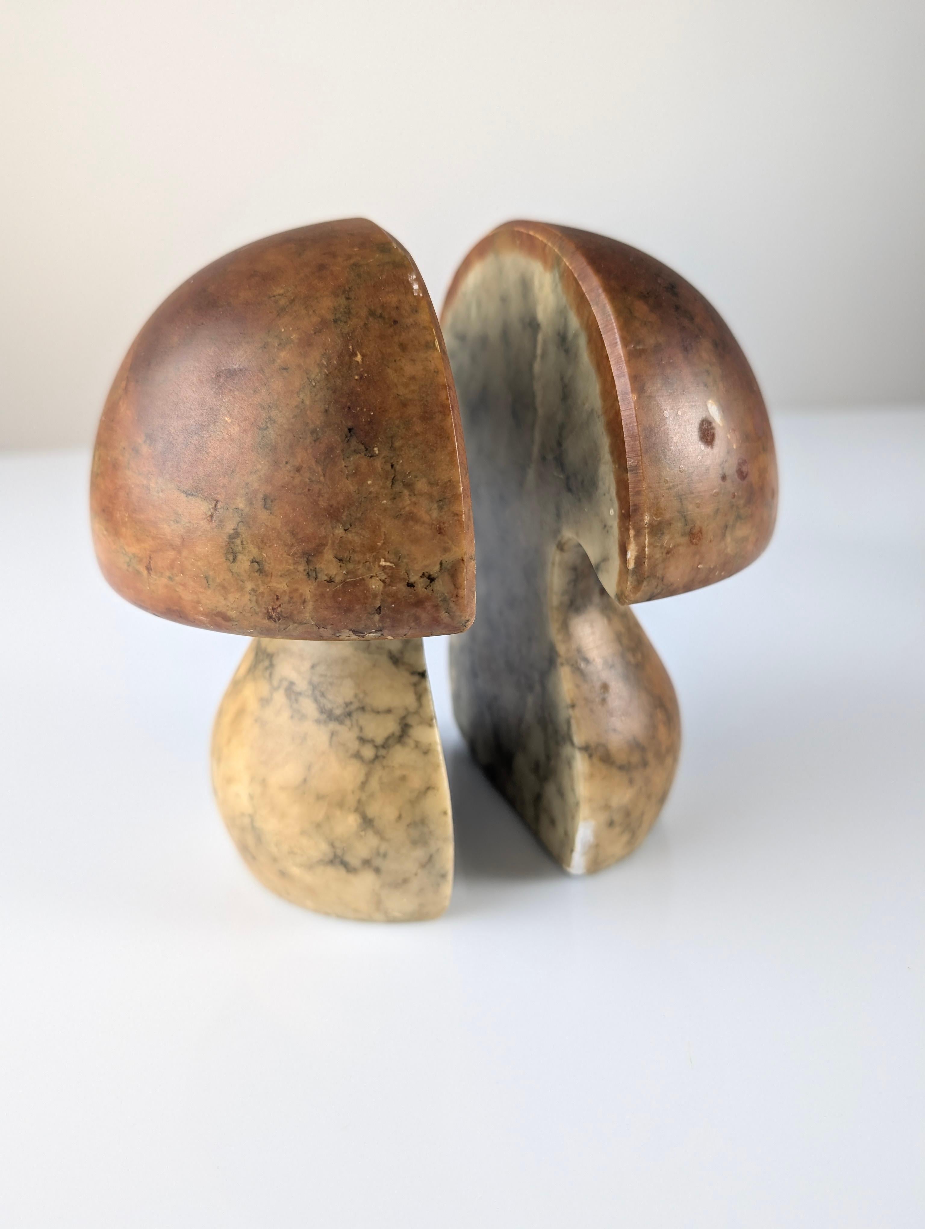 Mid-Century Alabaster Mushroom Bookends, Italy, 1960s 7