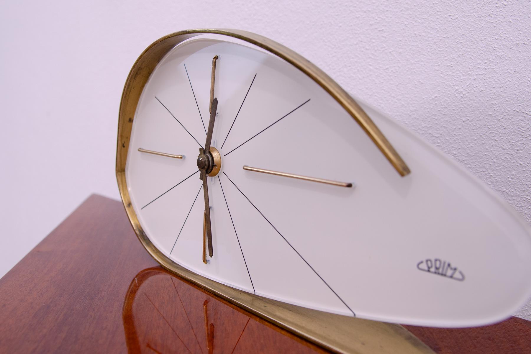 Mid century alarm clock PRIM, 1960’s, Czechoslovakia For Sale 1