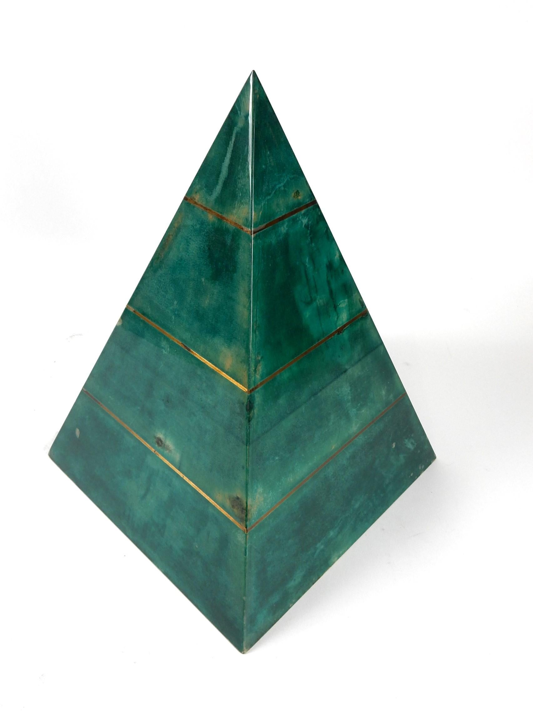 20th Century Mid-Century Aldo Tura design Colored Goatskin Pyramid Sculpture For Sale