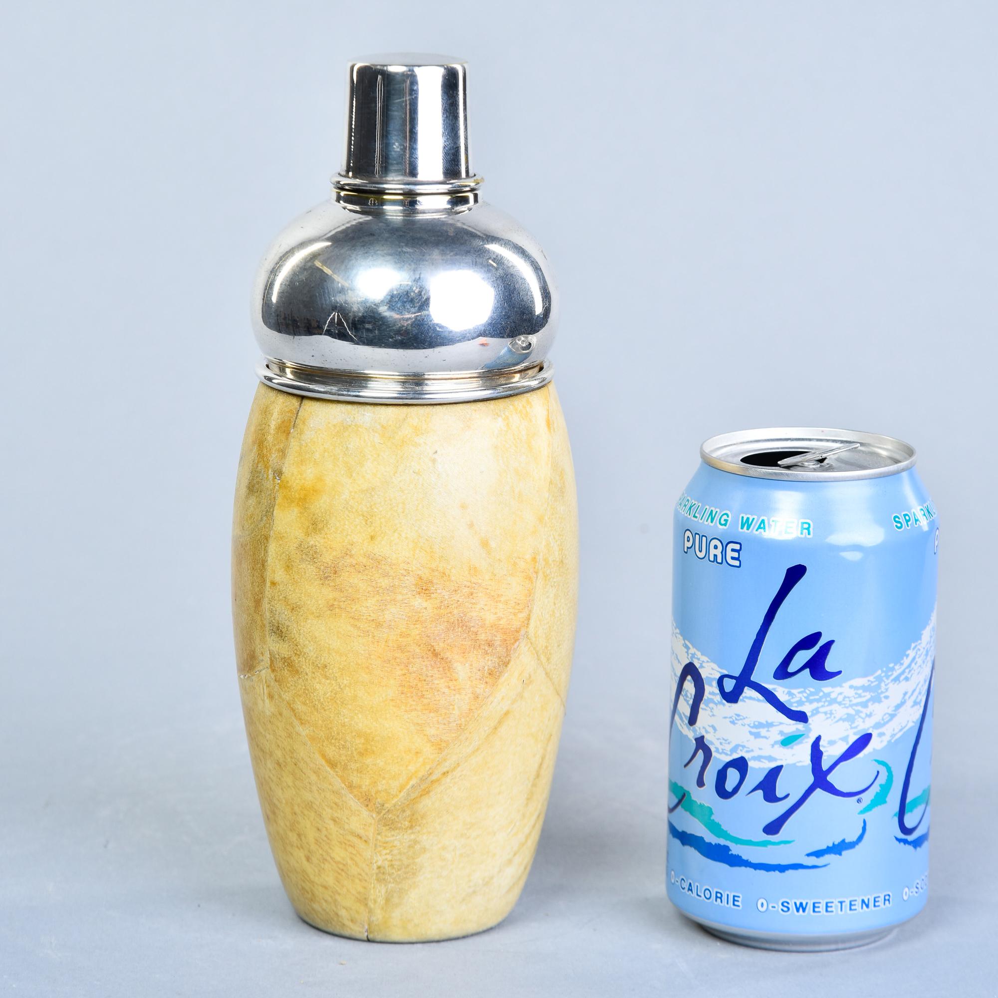 Mid Century Aldo Tura Leather Covered Cocktail Shaker In Good Condition For Sale In Troy, MI