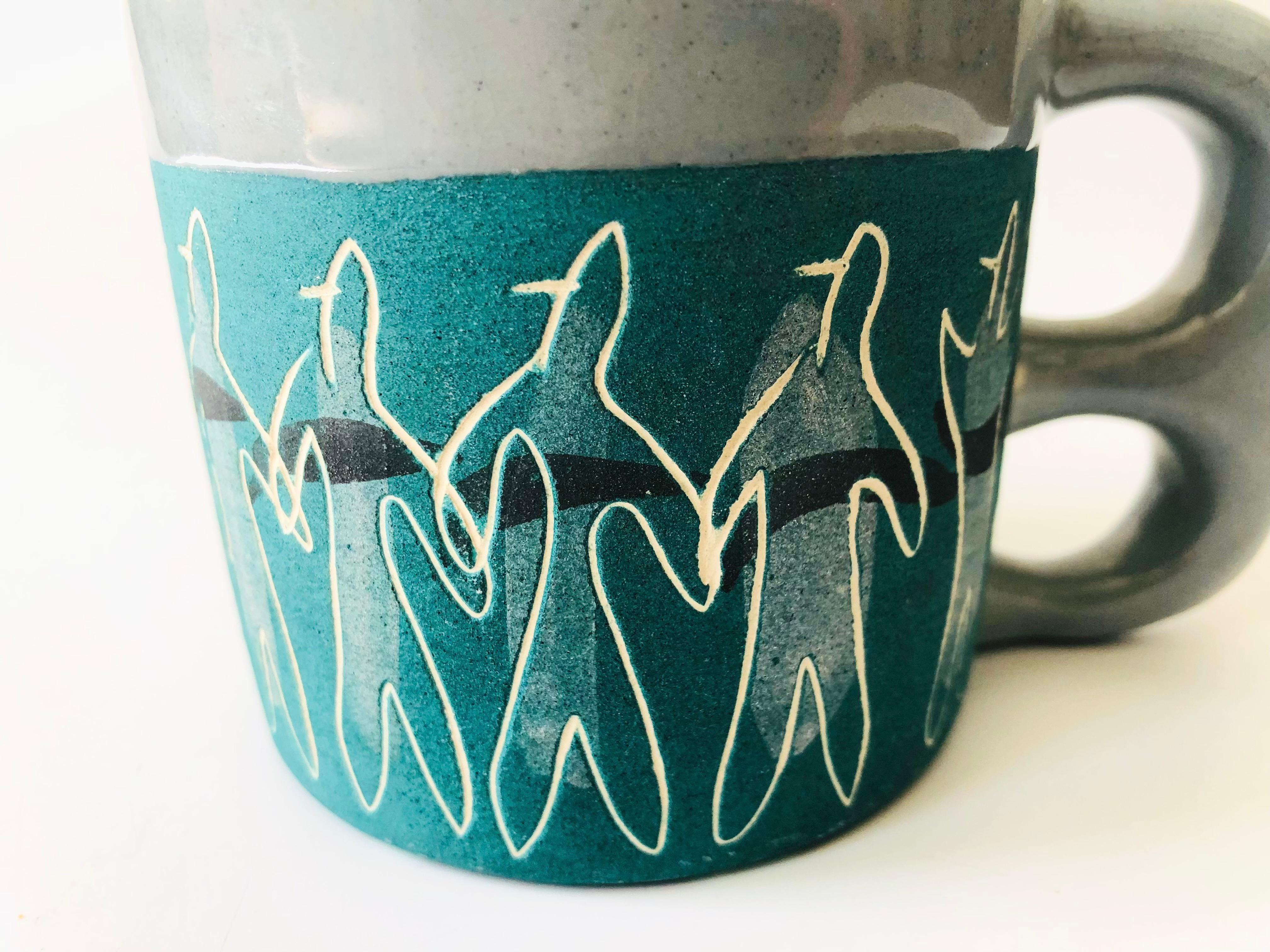 Midcentury Alice Smith California Studio Pottery Mug In Good Condition In Fairfield, CA