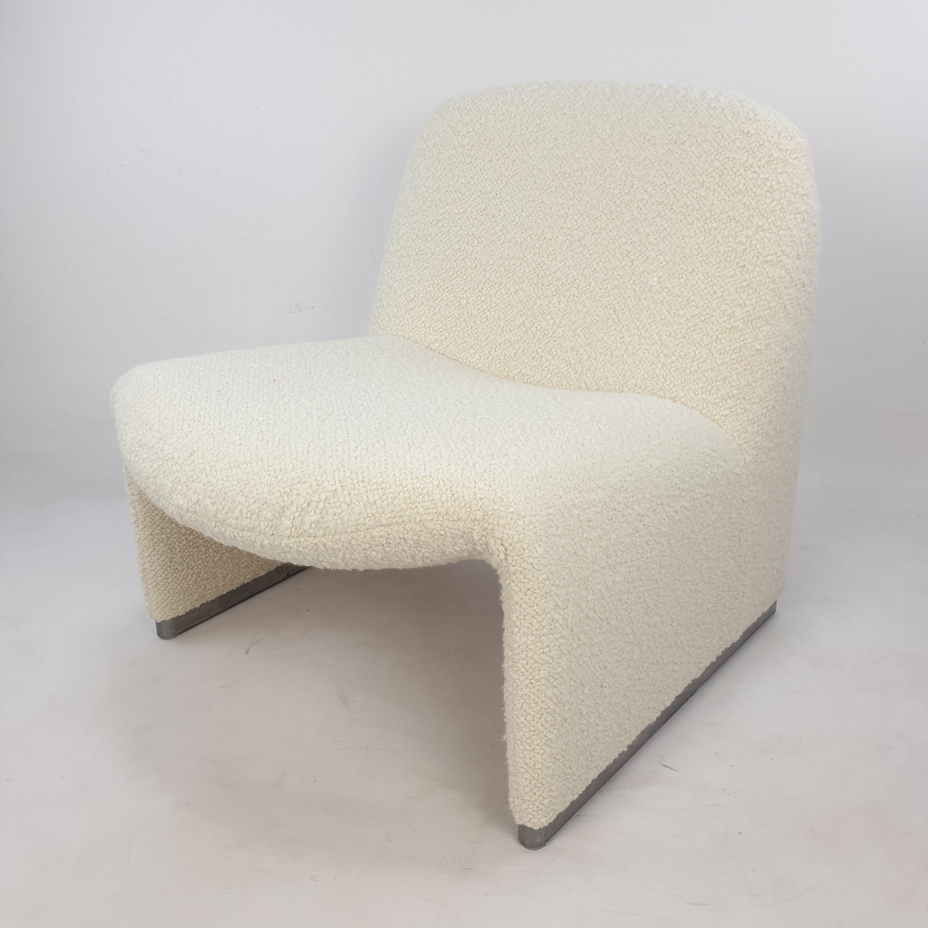 Lovely and comfortable Alky chair. Designed by Giancarlo Piretti in 1969, produced by Artifort. 

Just restored with very soft and cosy bouclé fabric. 
The chairs are in perfect condition. 

These particular chairs are use in a Dutch TV studio