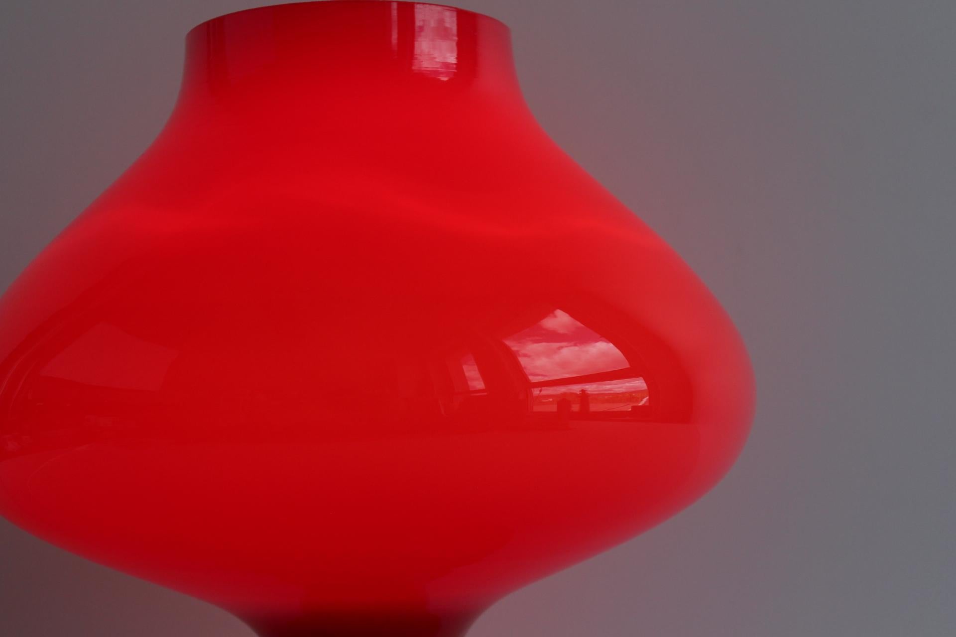 Milieu du XXe siècle Lampe de table en verre du milieu du siècle dernier, conçue par Stepan Tabera, années 1960 en vente