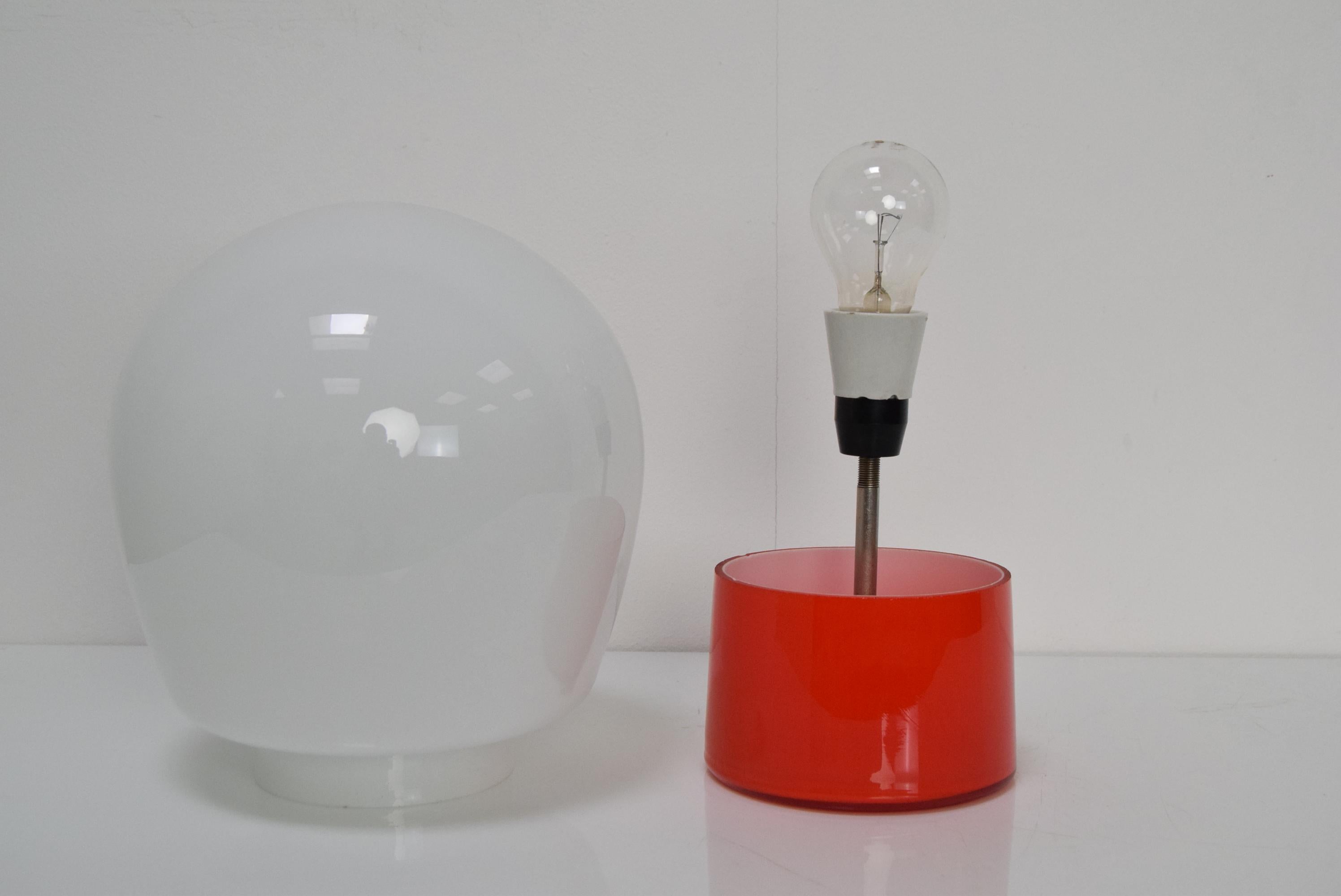 Mid-century All Glass Table Lamp, Designed by Stepan Tabera, 1970's. In Good Condition For Sale In Praha, CZ