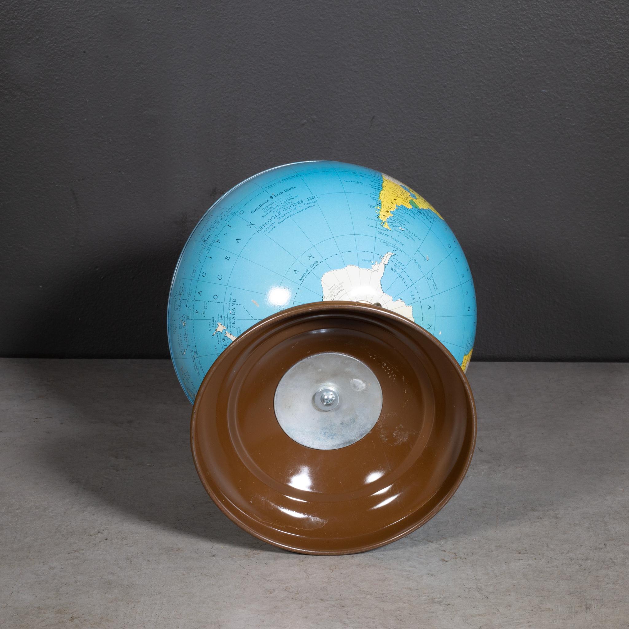 Globo Replogle Globes di metà secolo in metallo, C.1960-1966 in vendita 1