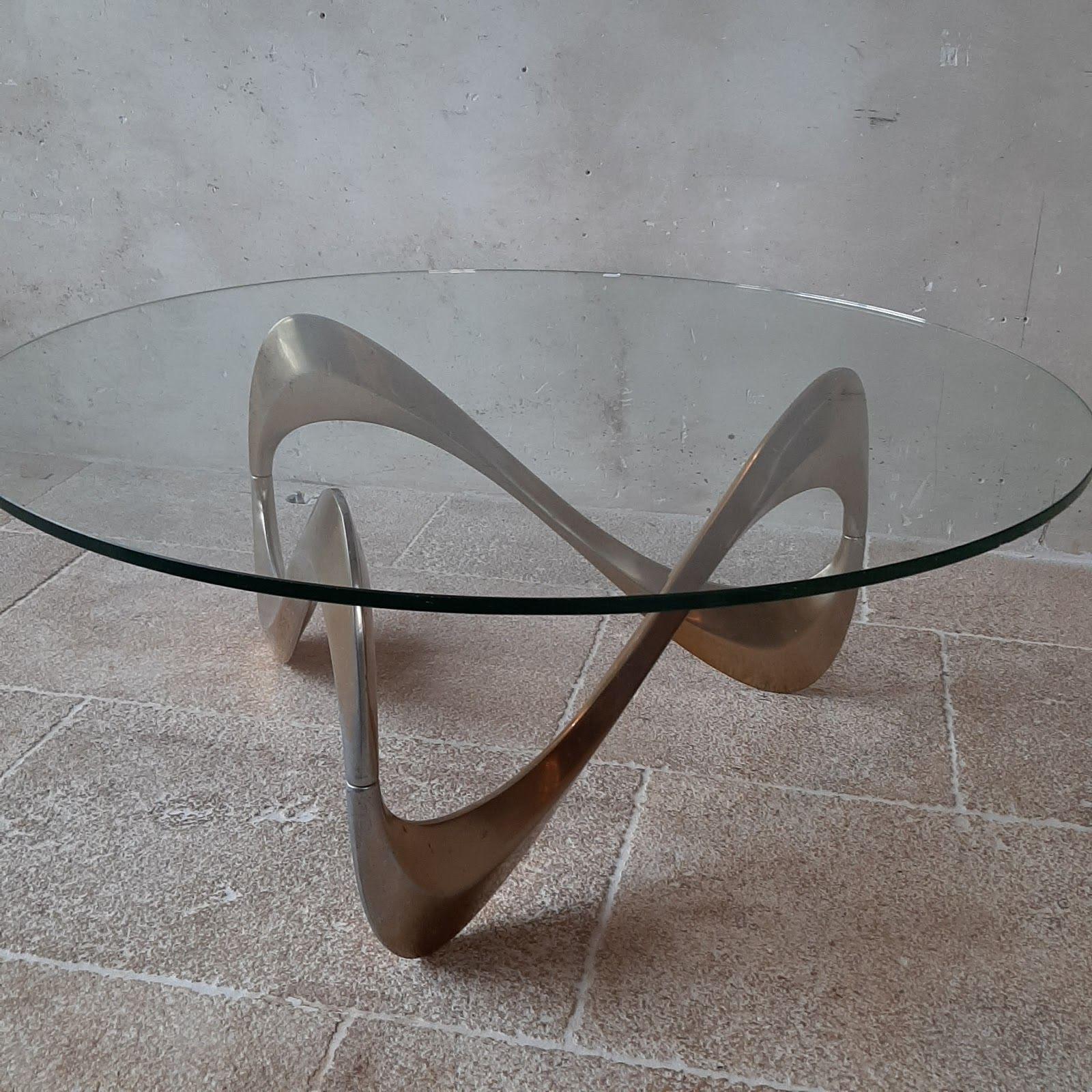 large round glass coffee table