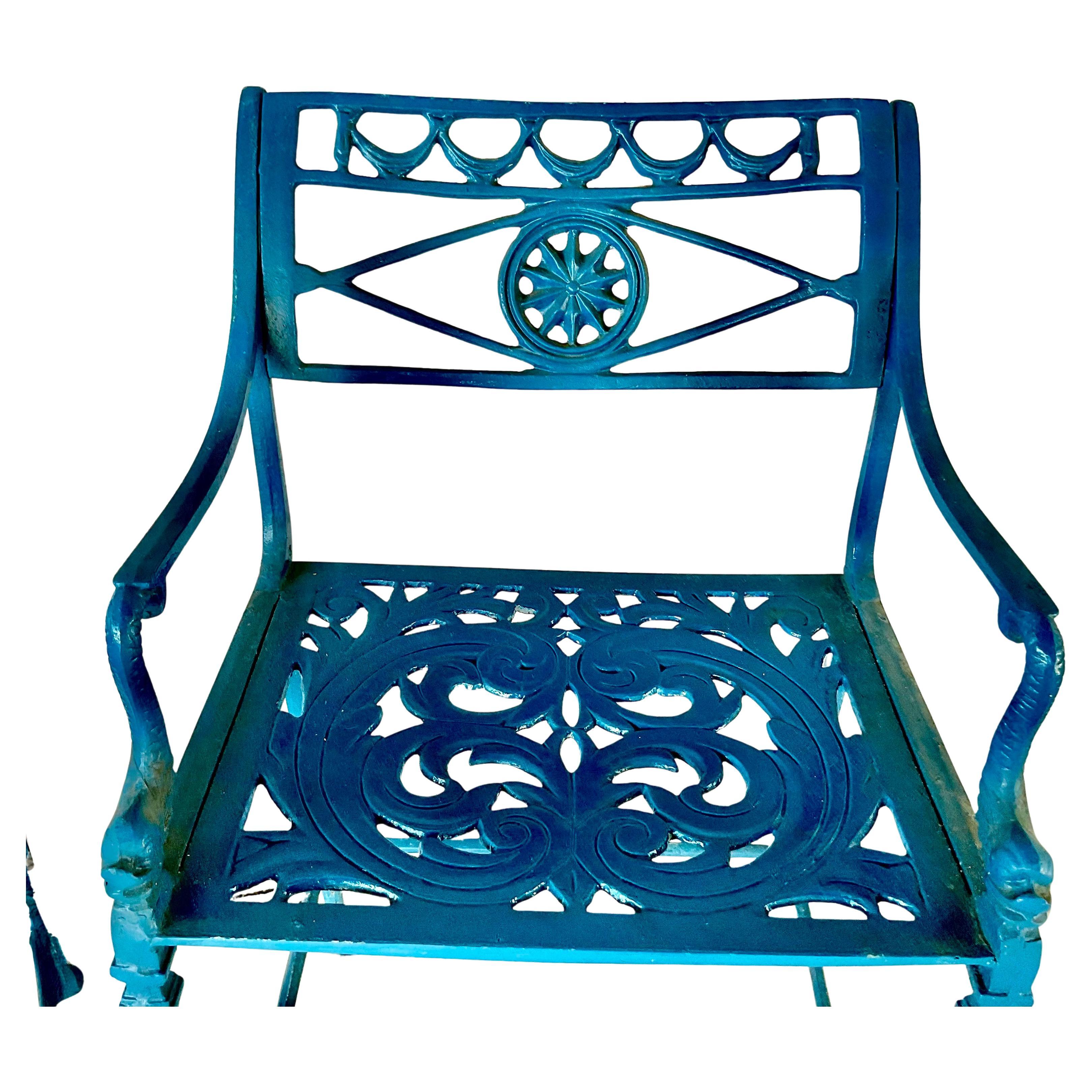 Pareja de taburetes de jardín de aluminio de mediados de siglo siglo XX en venta