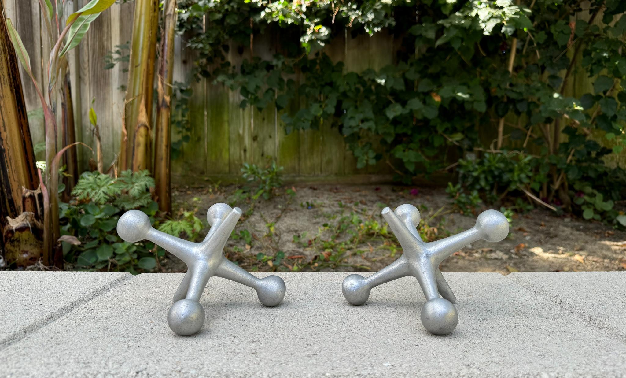 Mid Century Aluminum Jacks / Jax Bookends In Good Condition For Sale In San Juan Capistrano, CA