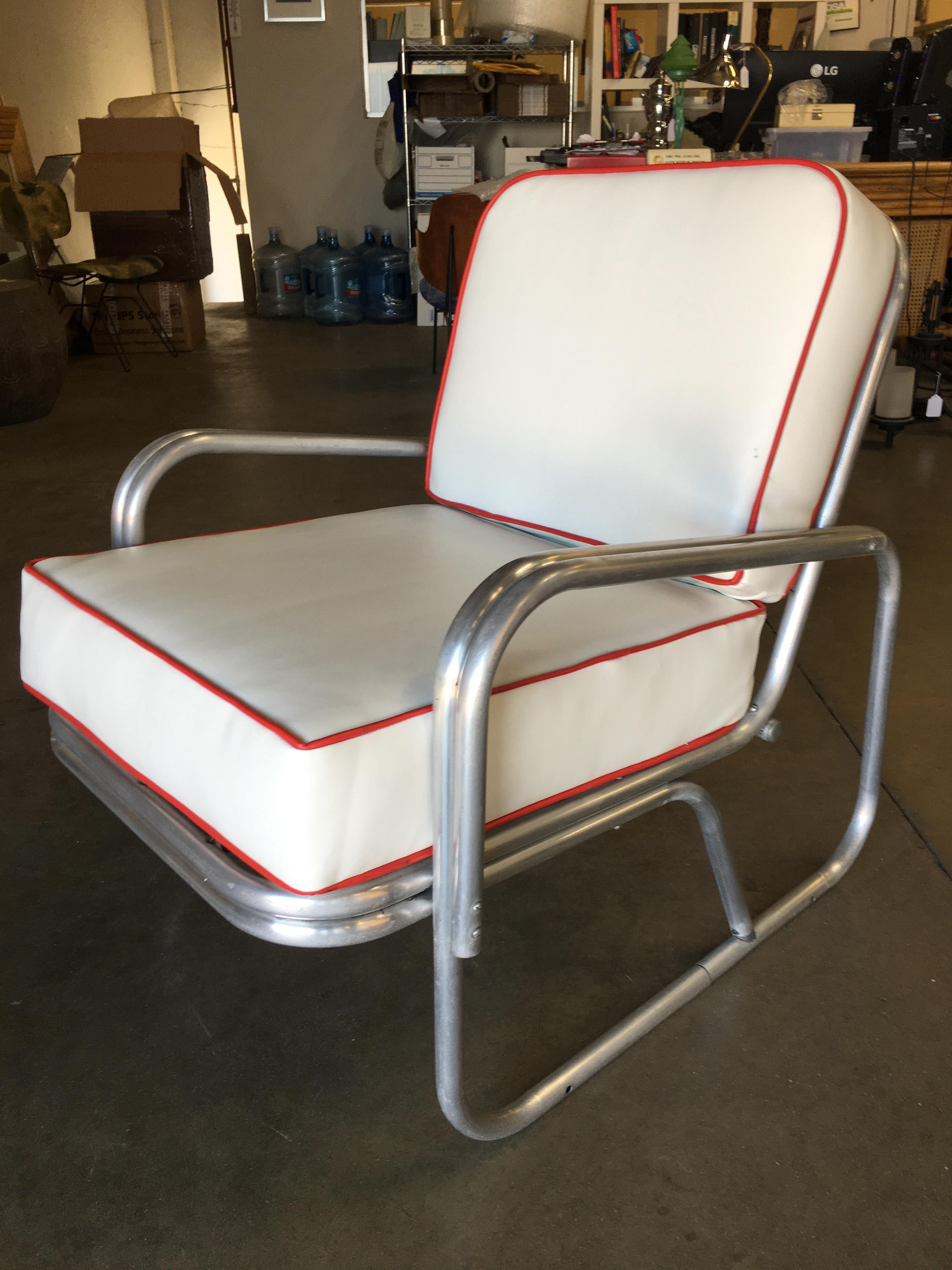 Midcentury Aluminum Patio/Outdoor Lounge Chair In Excellent Condition In Van Nuys, CA