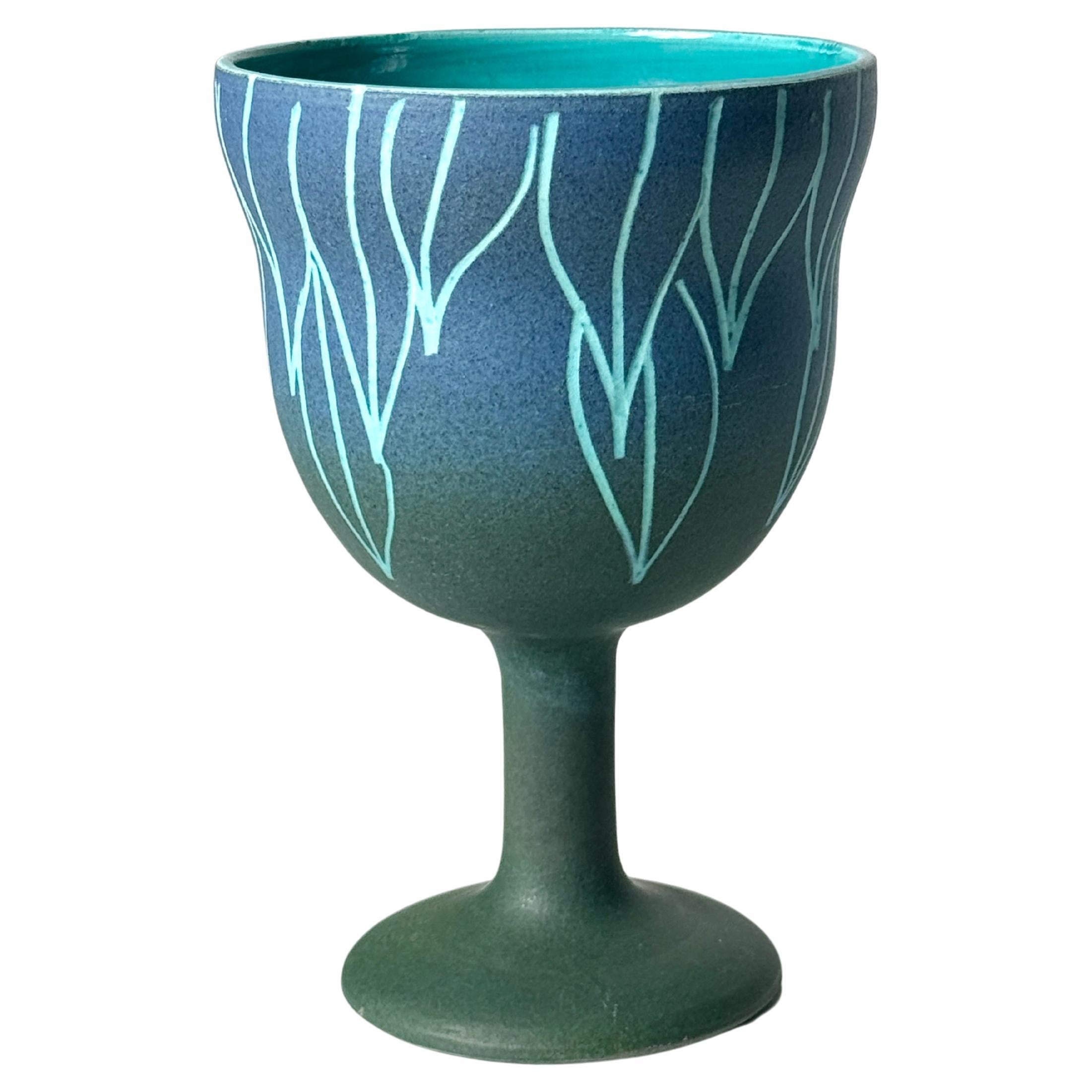 Vaso cáliz con pie de cerámica incisa de mediados de siglo Alvino Bagni para Raymor Italia