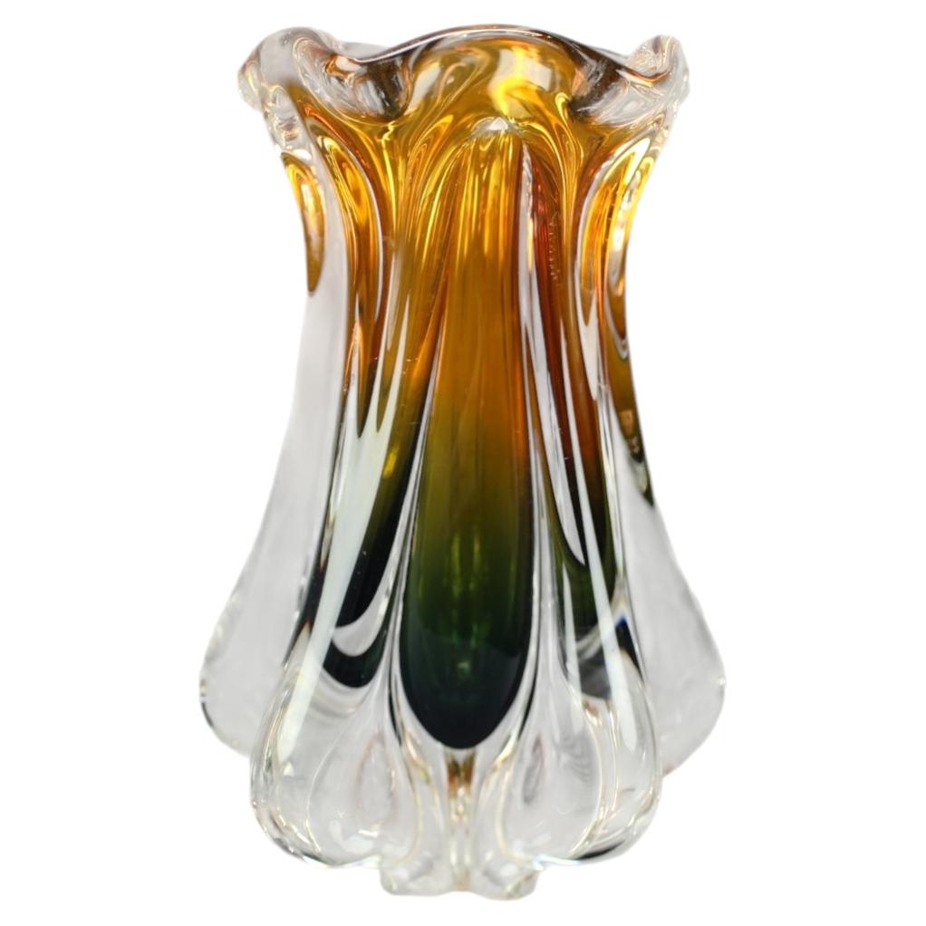 Mid-Century Amber and Green Art Glass Vase by Josef Hospodka, 1960s For Sale