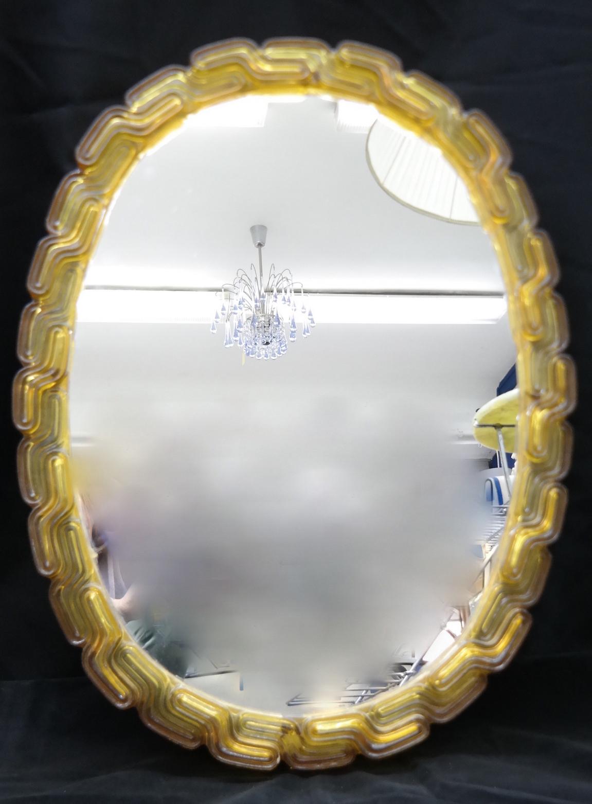 Midcentury Amber Oval Mirror In Good Condition In Budapest, HU
