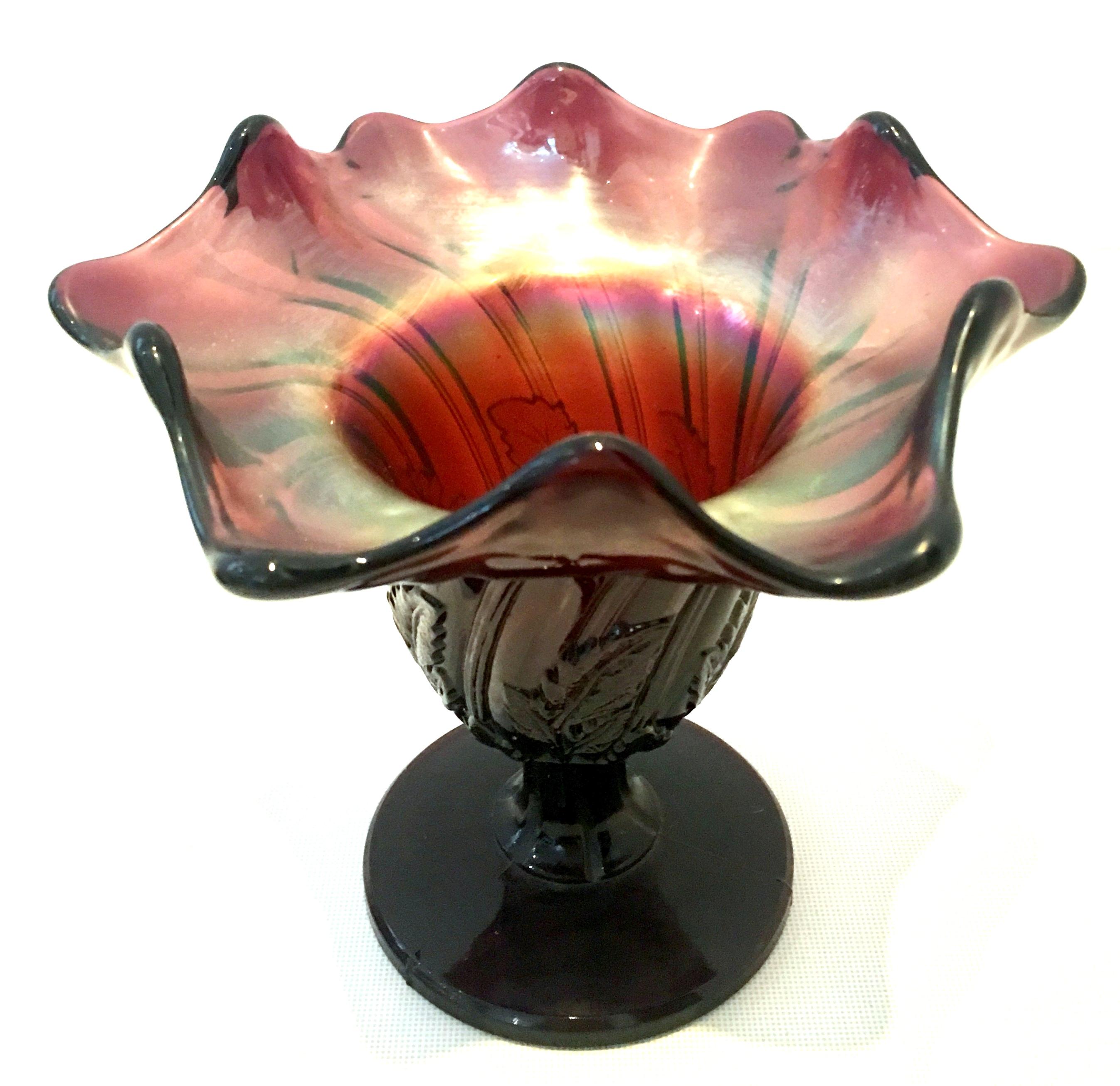 Midcentury American Art Nouveau Iridescent Art Glass Bowls Set of Three Pieces 8