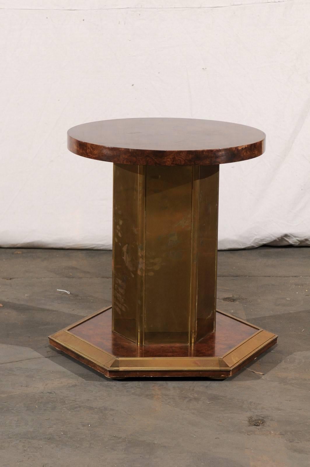 Mid-20th Century American Brass & Burled Wood Pedestal Round Glass Dining Table 6
