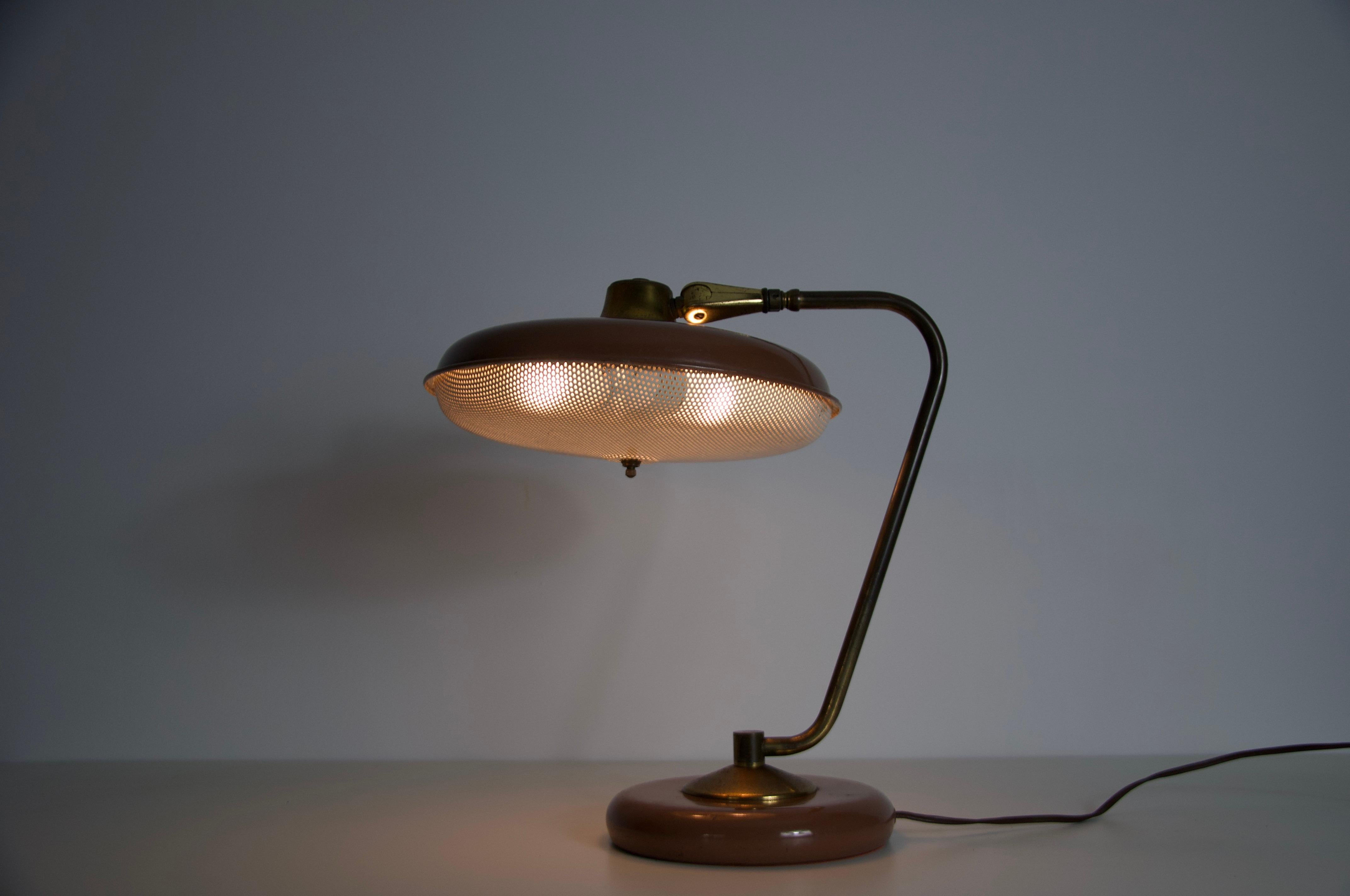 Mid-20th Century Mid-Century American Brass and Metal Table Lamp, 1960s For Sale