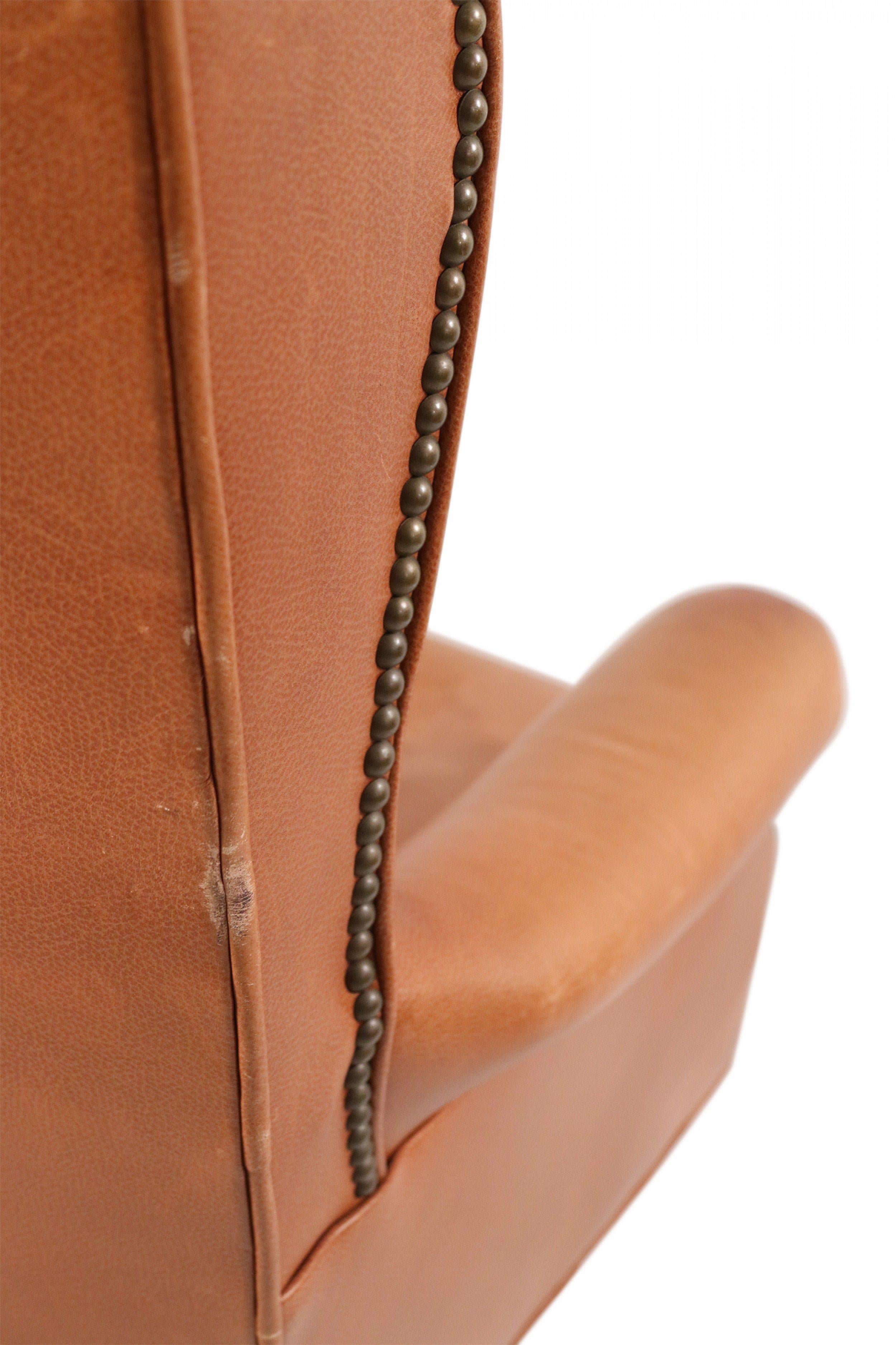 Fauteuil de bureau/fauteuil pivotant américain du milieu du siècle en cuir touffeté marron en vente 4
