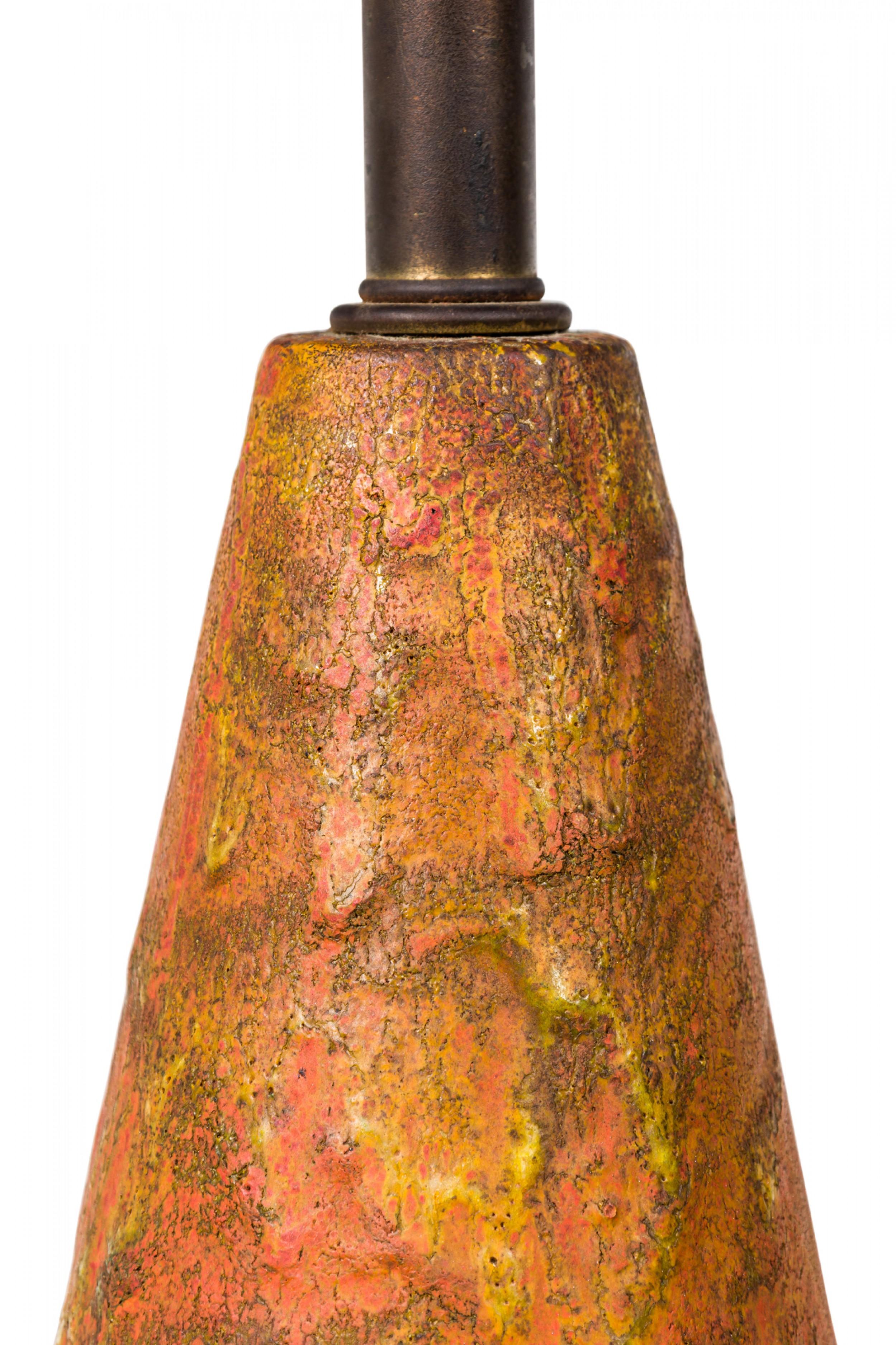 Mid-Century American Ceramic Fat Lava Style Glazed Cone Table Lamp on Wood Base For Sale 1