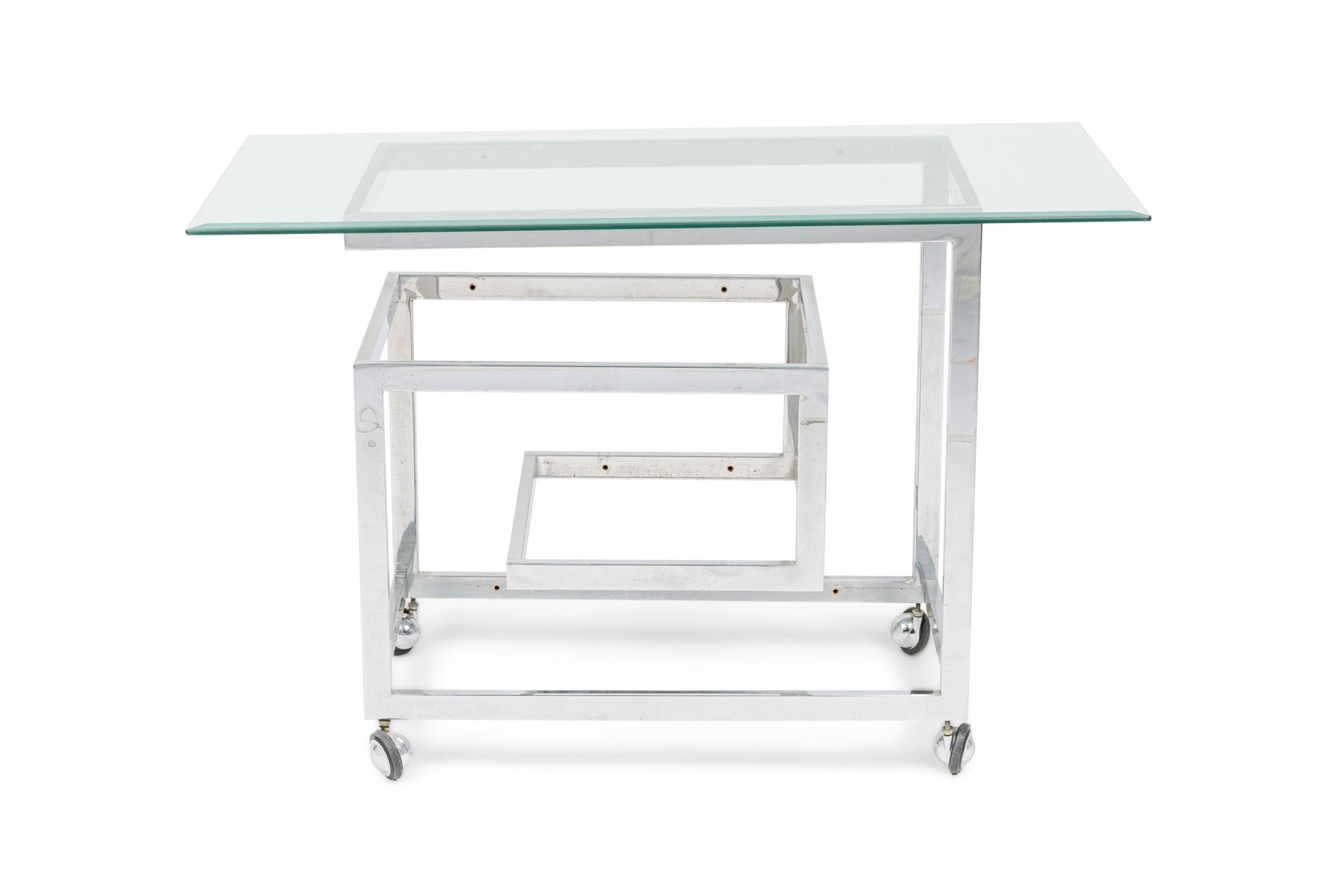 Mid-Century American Chrome Rolling Greek Keyfret Bar Cart Frame, Style of Milo In Good Condition For Sale In Queens, NY