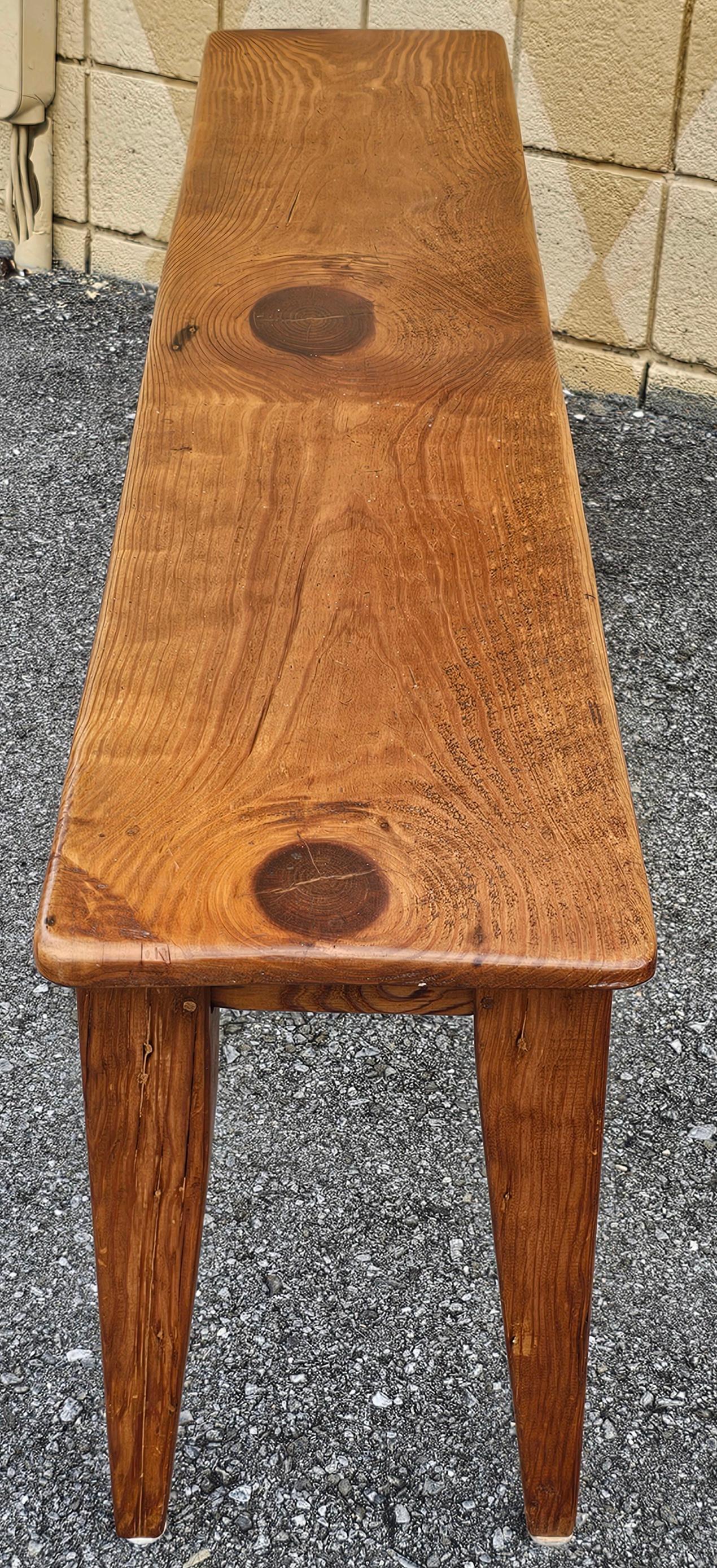 Banc en pin classique américain du milieu du siècle Bon état - En vente à Germantown, MD