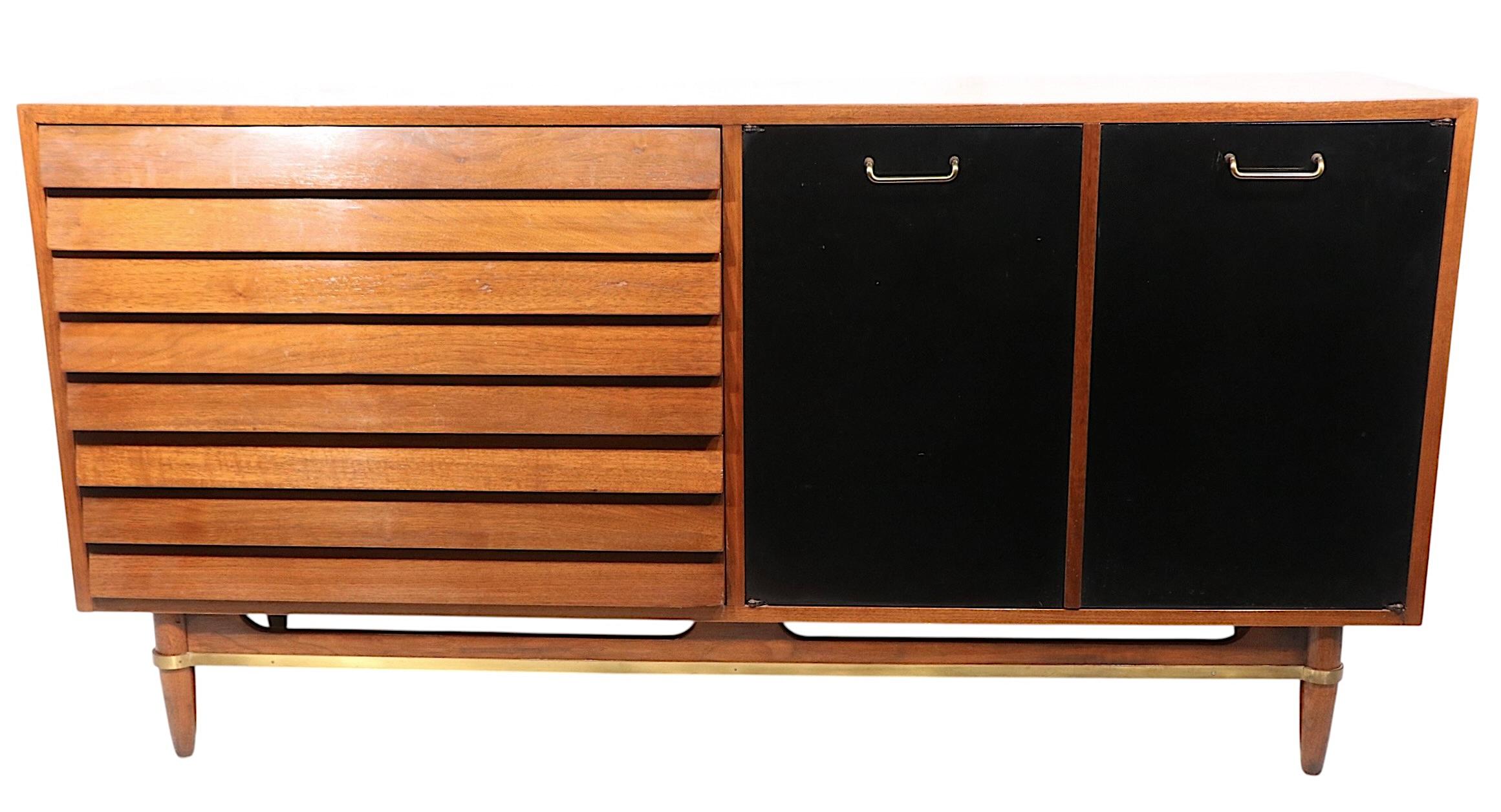 Cassettone Mid Century American of Martinsville Dania di Merton Gershun del 1950/60 circa in vendita 5