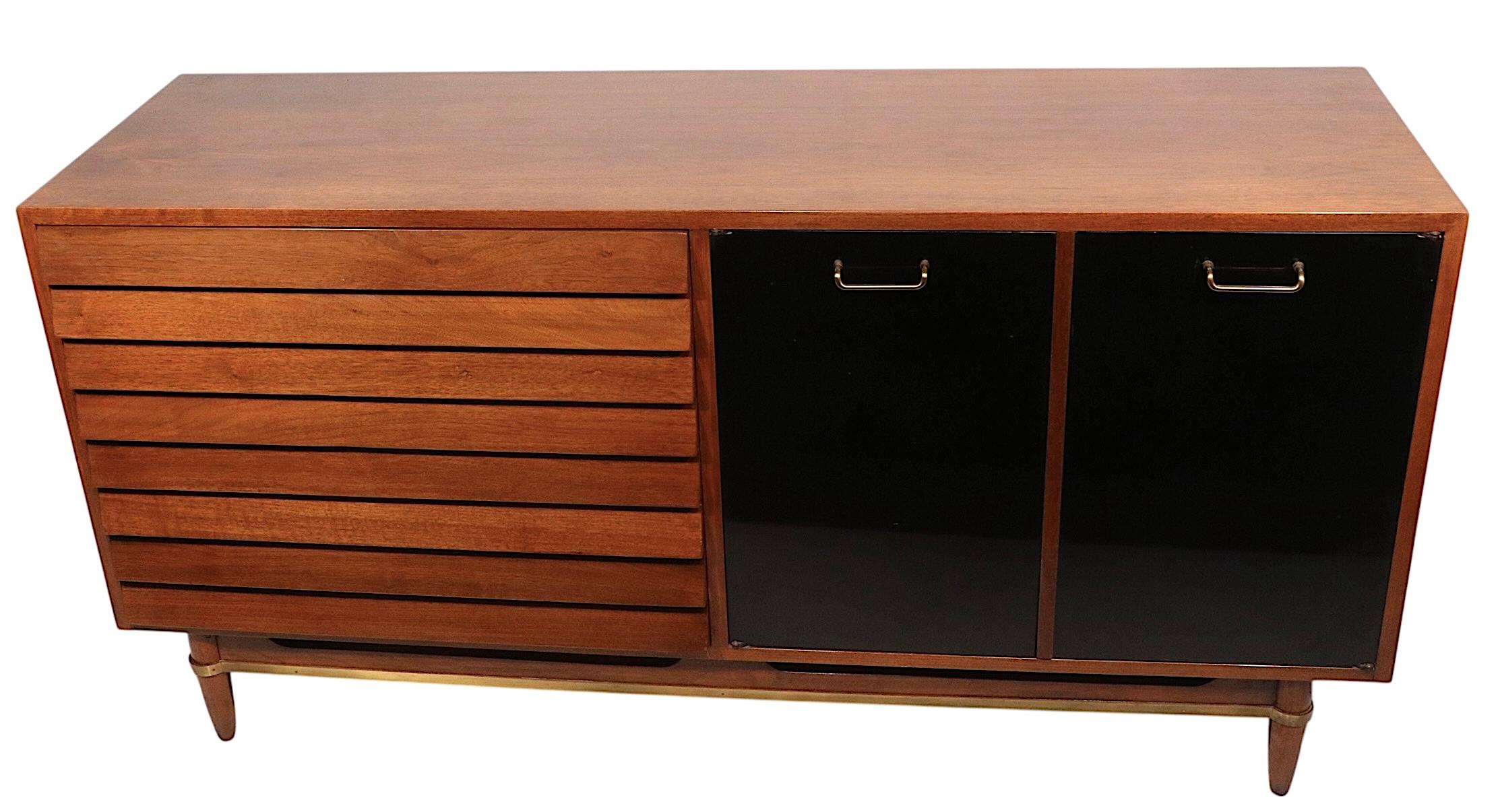 Cassettone Mid Century American of Martinsville Dania di Merton Gershun del 1950/60 circa in vendita 7
